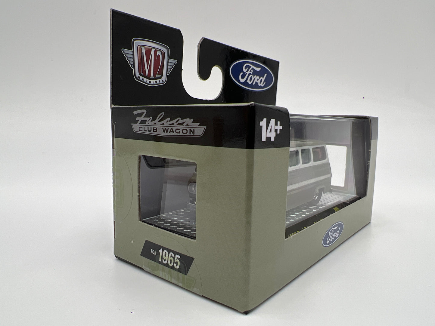 M2 Machines Detroit Muscle 1965 Ford Falcon Club Wagon Green R85