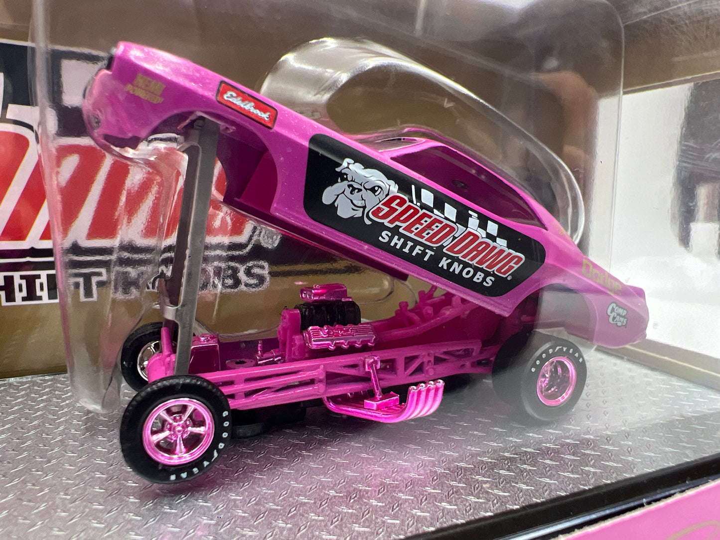 M2 Machines Auto Haulers Speed Dawg CHASE 1966 Dodge L600 COE & 1971 Dodge Challenger Funny Car Pink R86