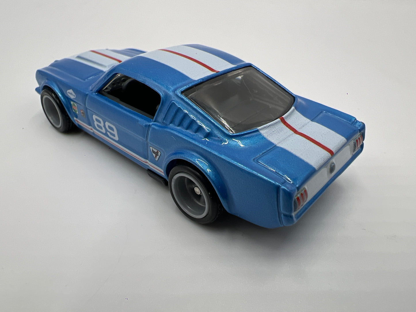 Hot Wheels 1/64 Premium Diorama Set 65 Mustang Fastback 2+2 Blue Loose