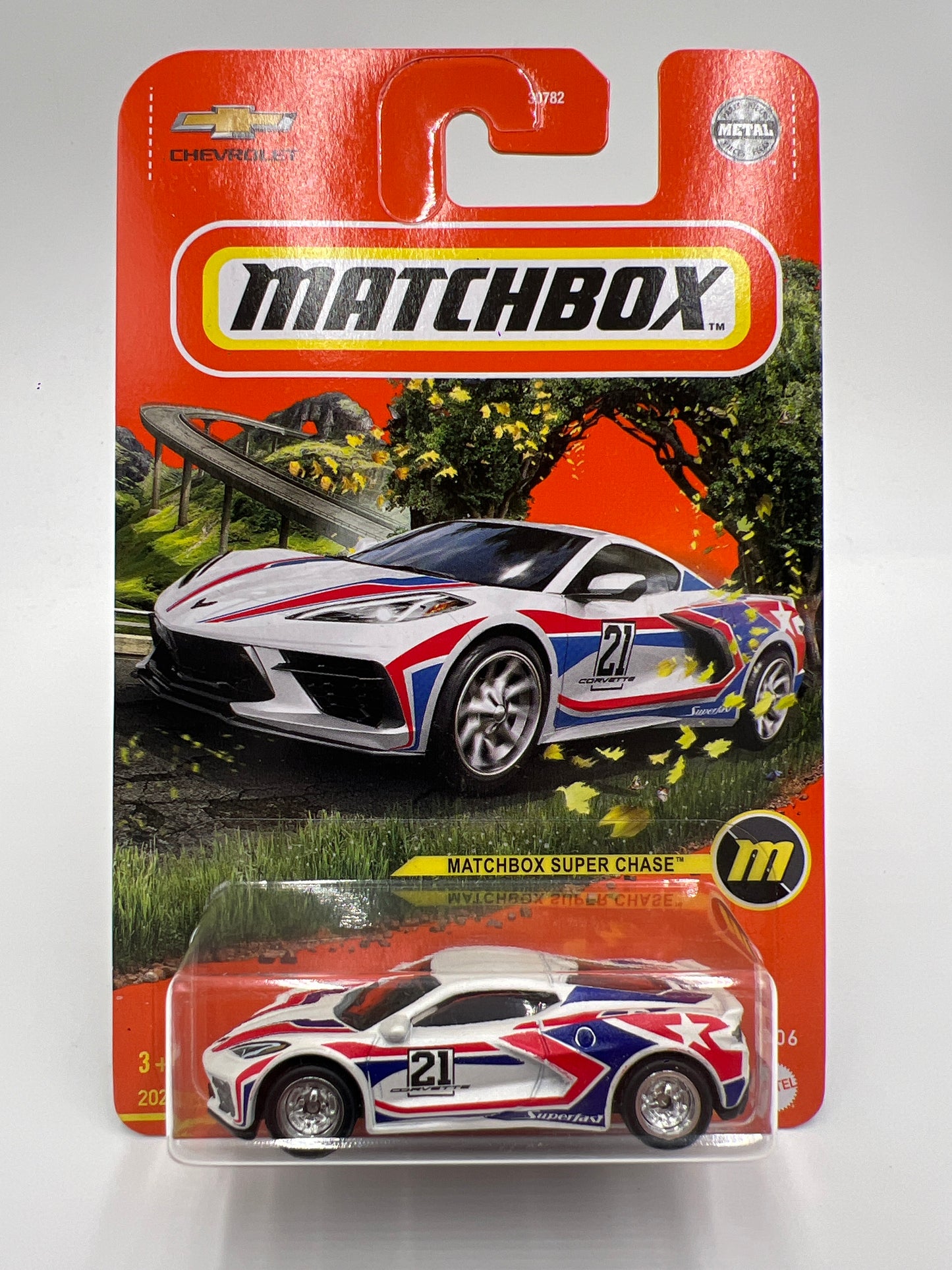 Matchbox Super Chase 2020 Corvette White W/Protector