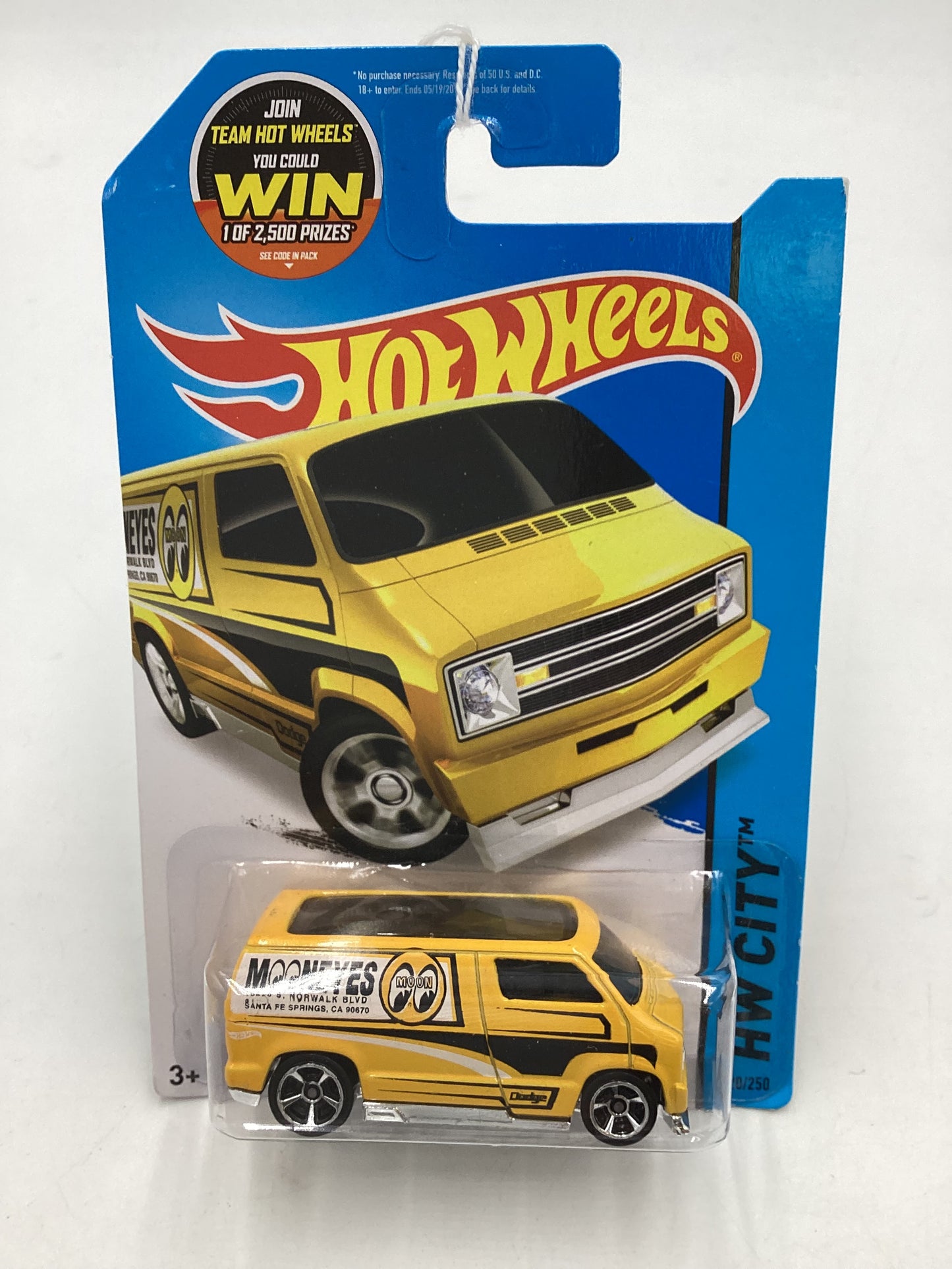 2015 Hot wheels HW City #20 Custom 77 Dodge Van Mooneyes 43D