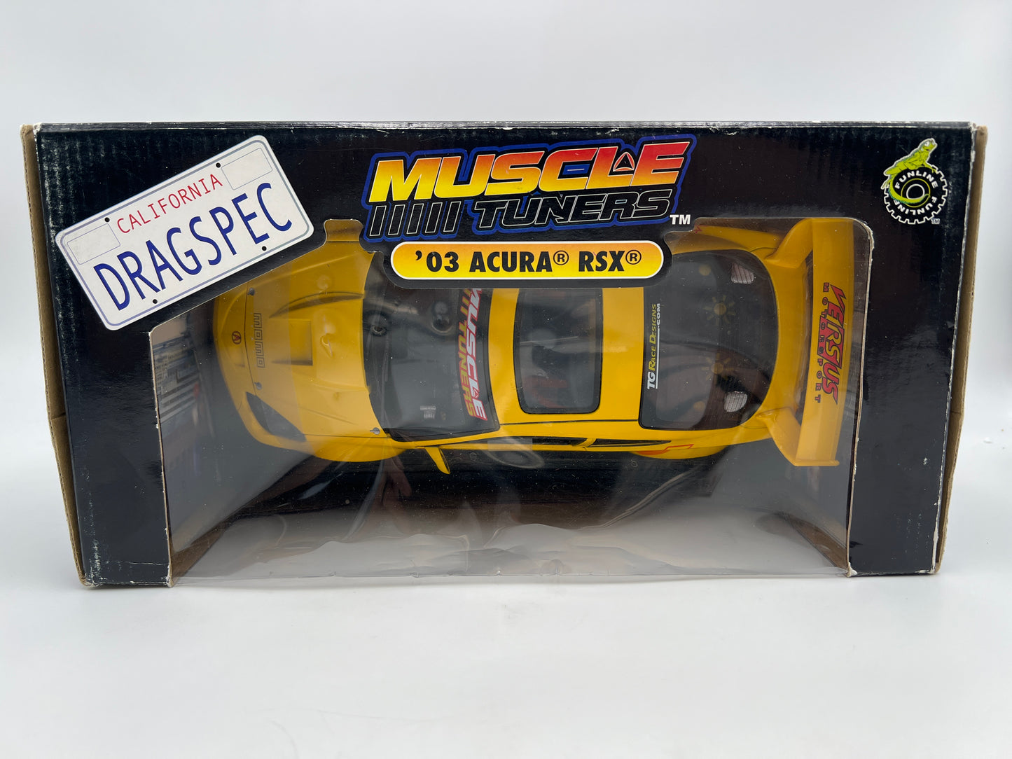 Muscle Machines 1:18 Scale Muscle Tuners 03 Acura RSX Yellow