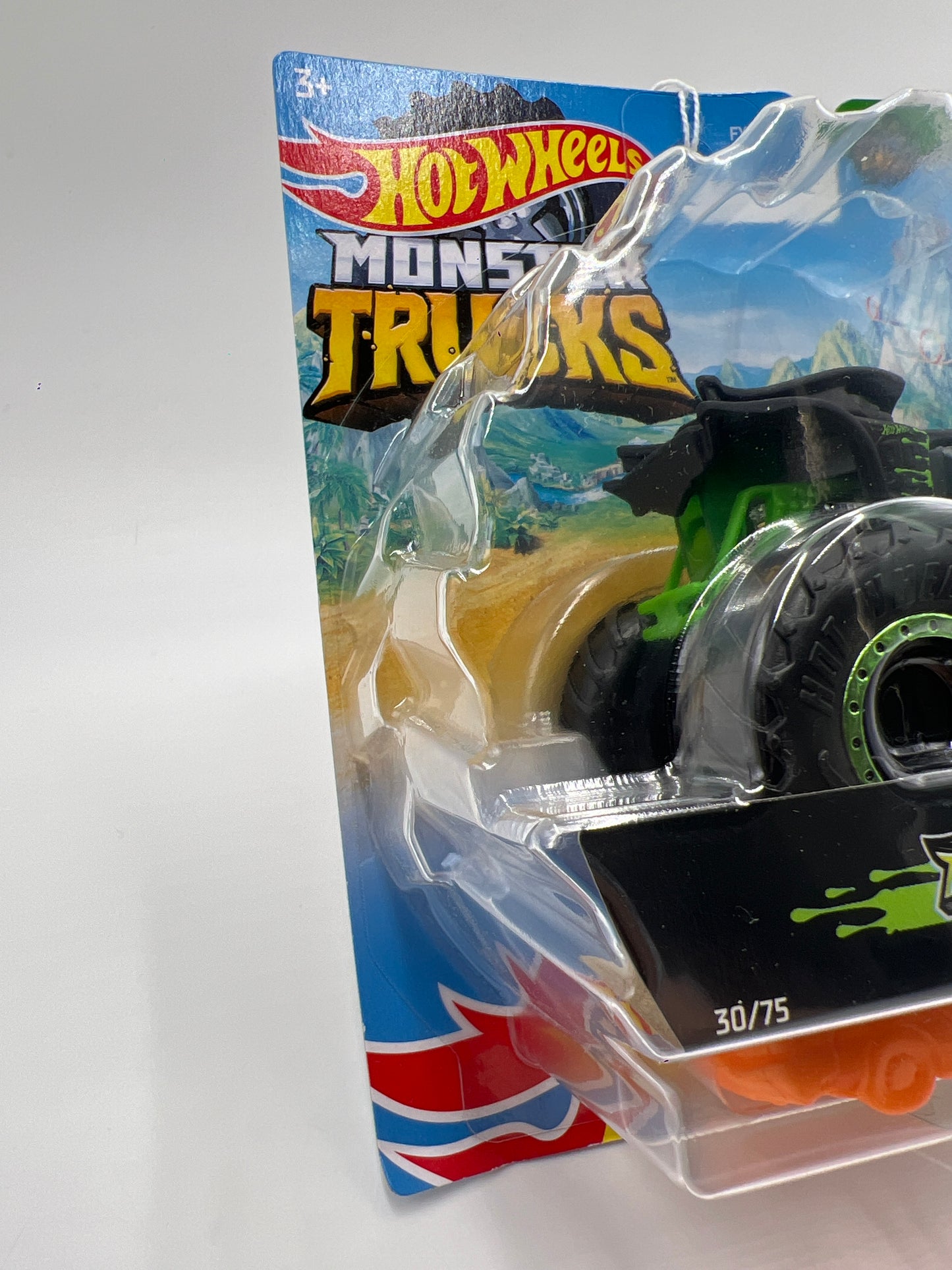 Hot Wheels Monster Trucks Wild Ride #30 Ratical Racer 128E