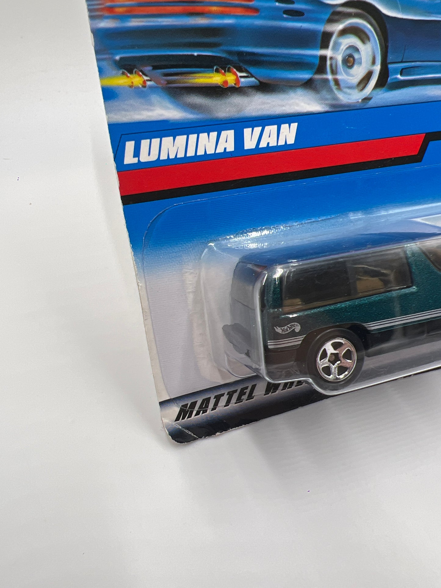 1997 Hot Wheels Collector #720 Lumina Van Green