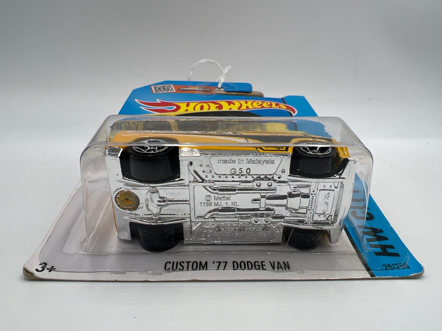 2014 Hot Wheels City #20 Custom 77 Dodge Van Yellow Mooneyes 53B