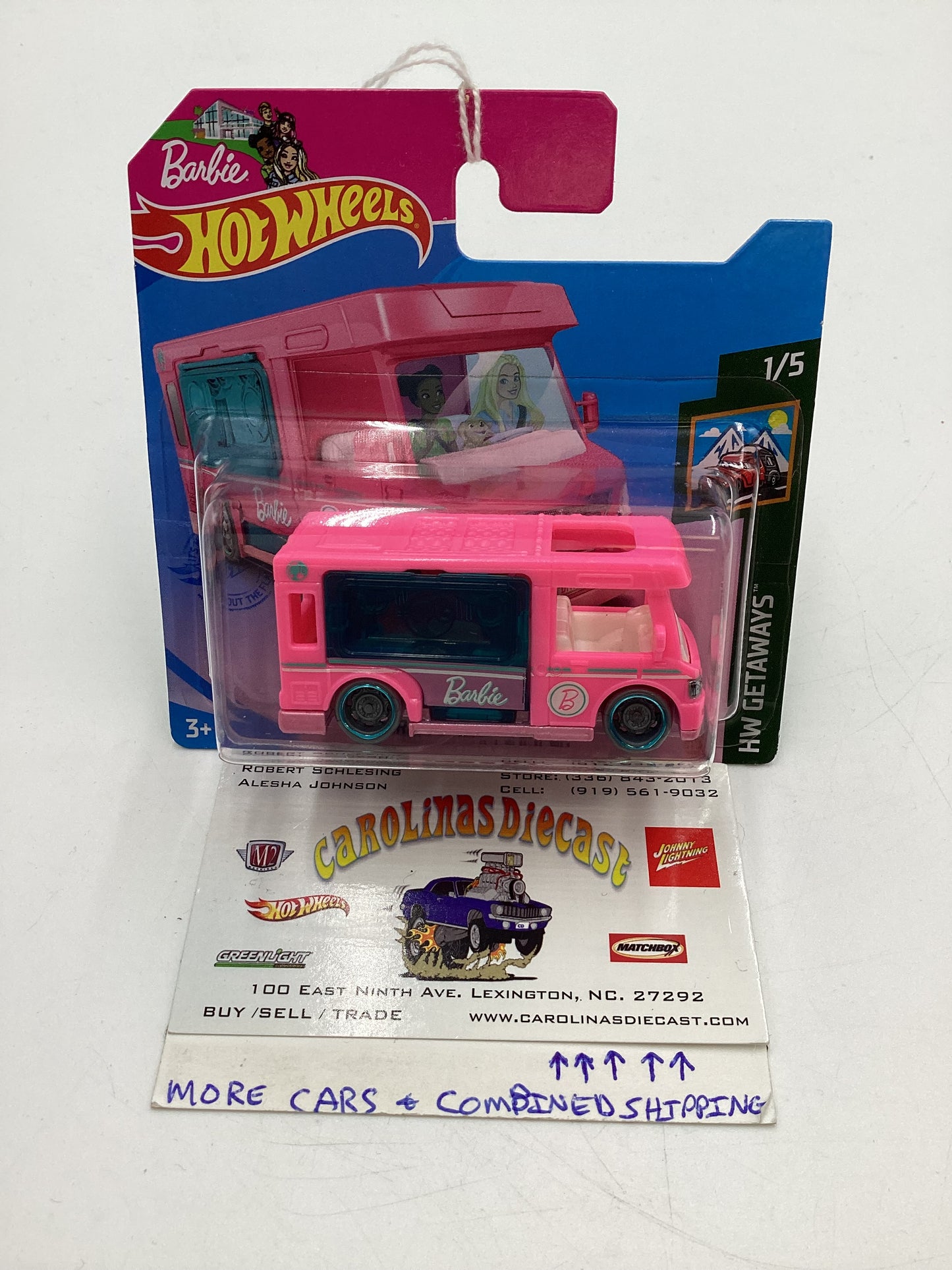 2021 Hot Wheels Getaways #56 Barbie Dream Camper Pink Short Card 123C