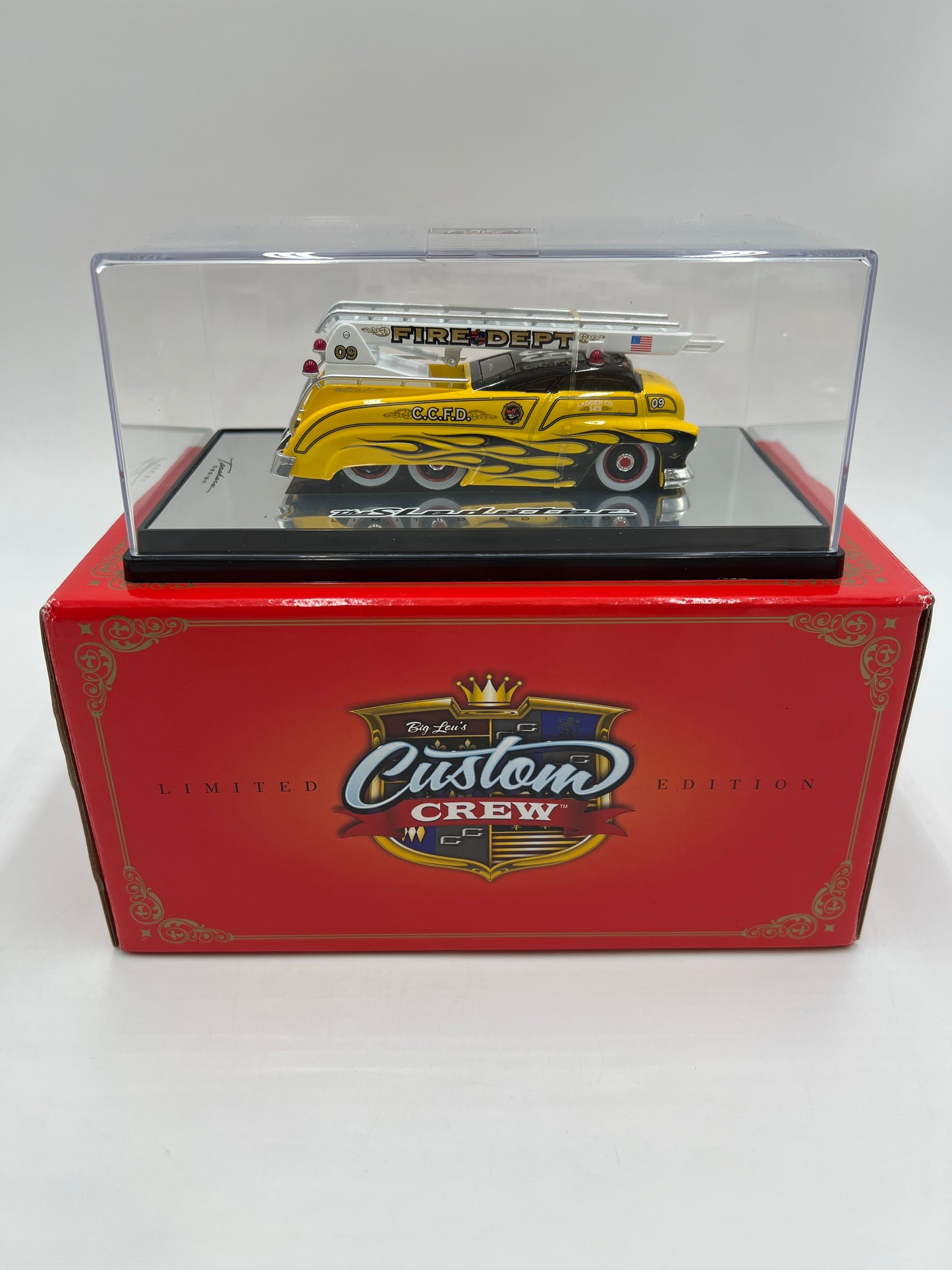 Big Lous Custom Crew 1/64 CHASE 174/252 The Sledster Engine Co 143 Yellow W/Box VHTF