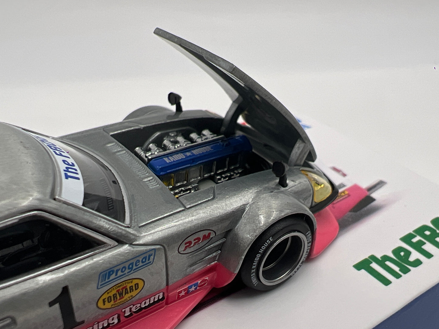Mini GT Kaido House #263 CHASE Nissan Fairlady Z Tamiya X Kaido House The Frog V1