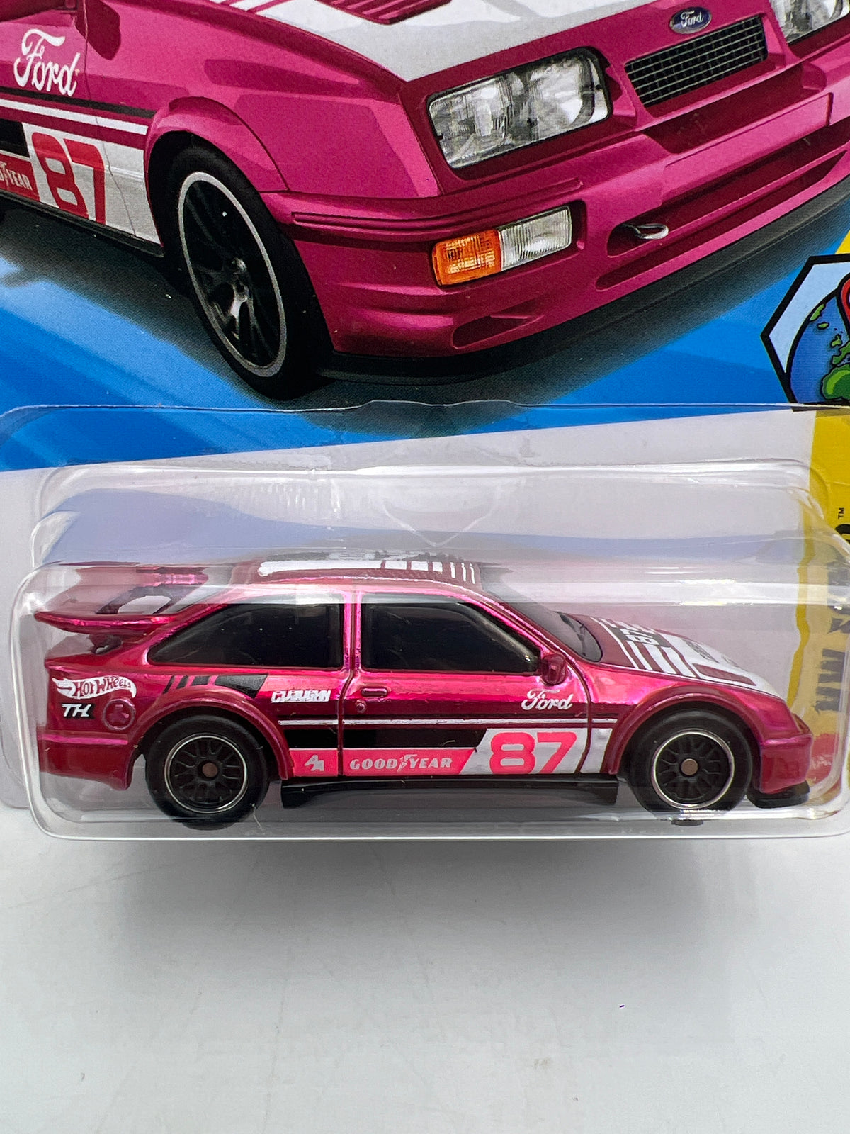 2026 Hot Wheels Super Treasure Hunt #116 87 Ford Sierra Cosworth Pink W/Protector