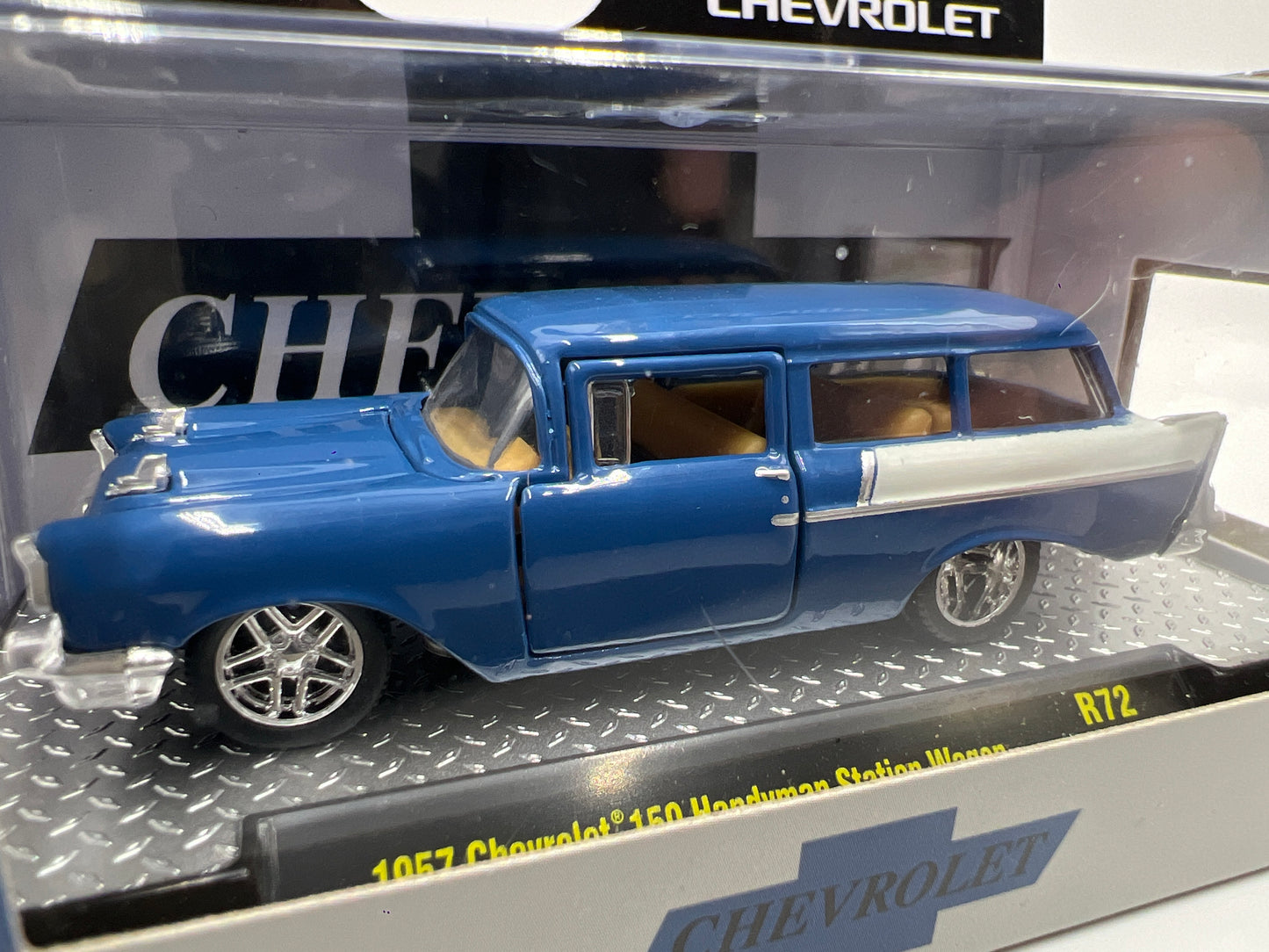 M2 Machines 1957 Chevrolet 150 Handyman Station Wagon Blue R72
