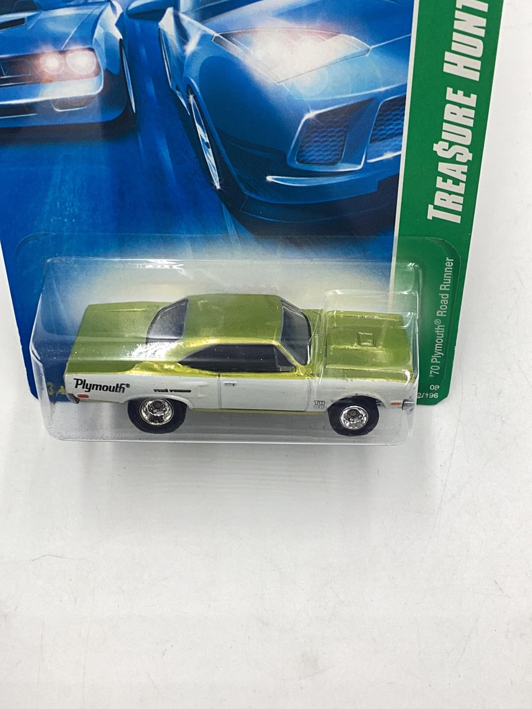 2008 Hot Wheels Super Treasure Hunt 70 Plymouth Roadrunner #162 with protector