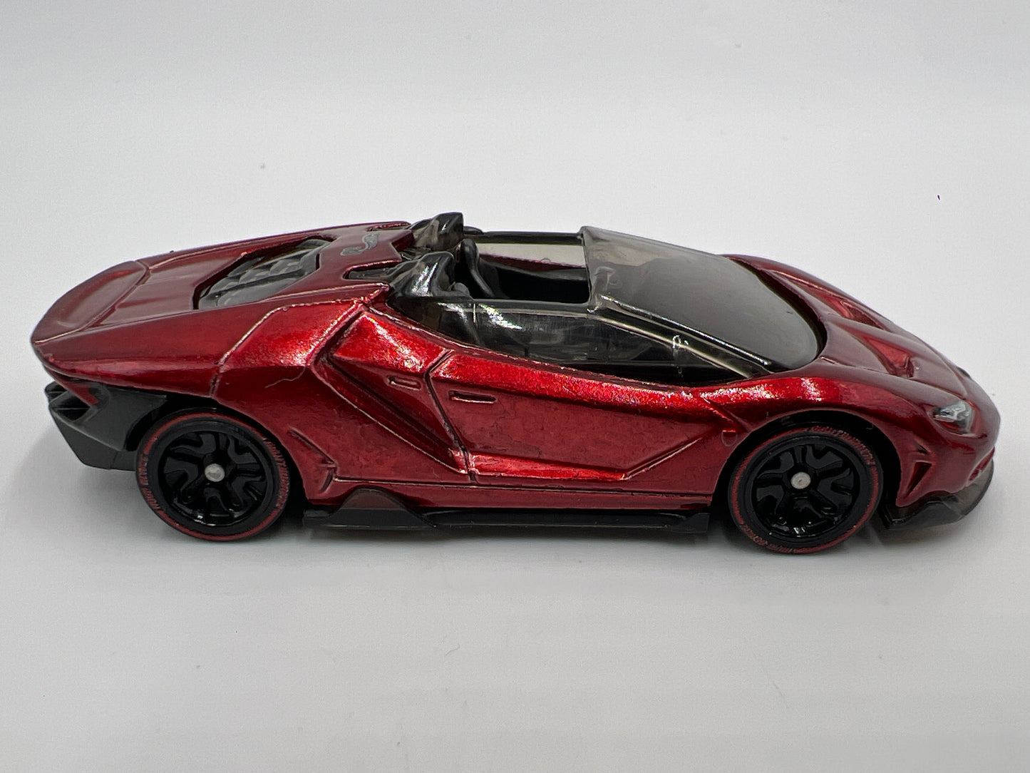 Hot Wheels iD Nightburnerz Series 2 #4 16 Lamborghini Centenario Roadster Red