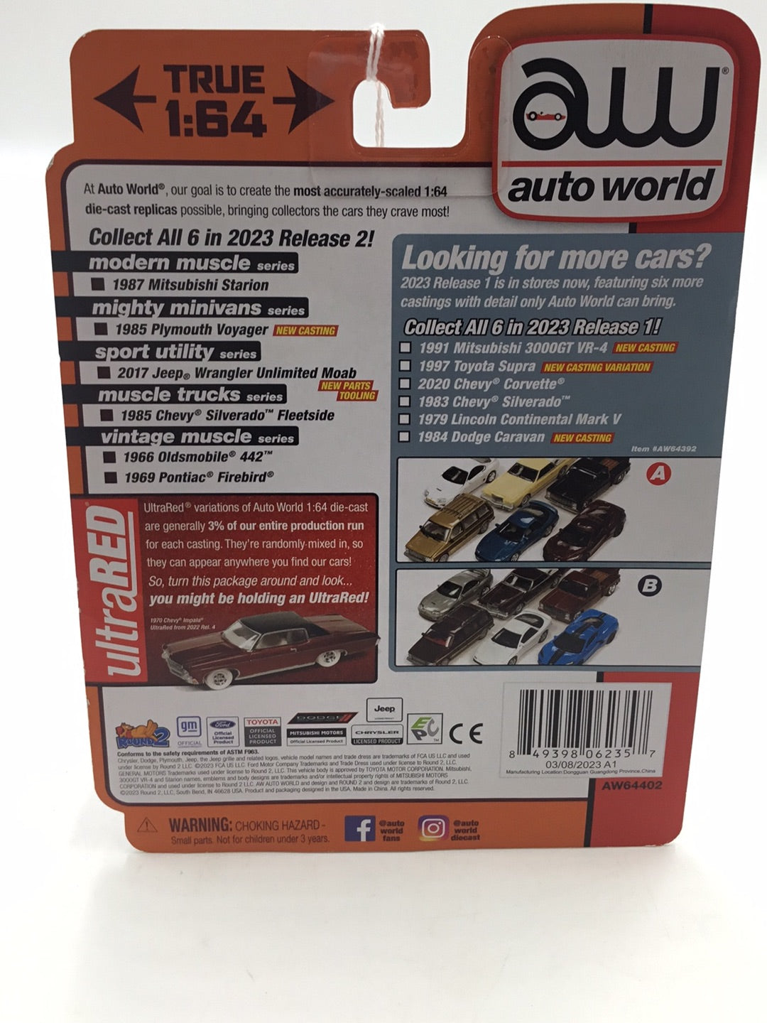 Auto world 2013 Jeep Wrangler Unlimited MOAB Edition ultra red chase