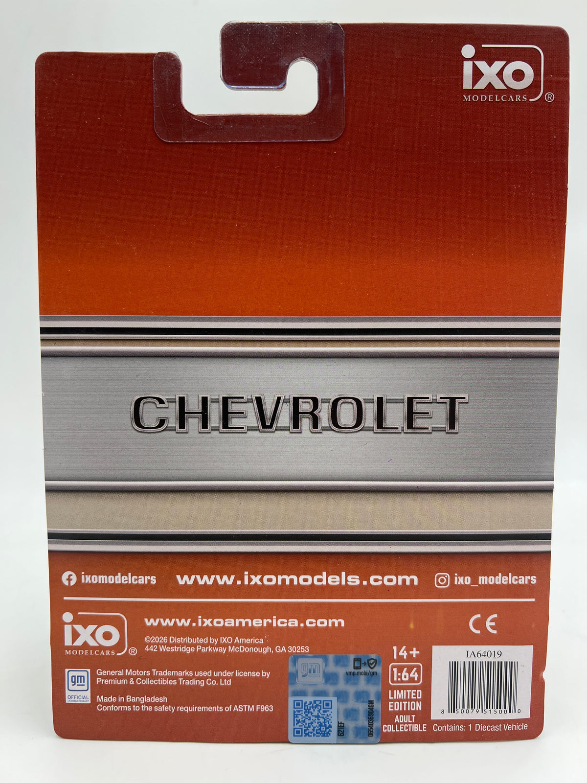 IXO Models 1975 Chevrolet Silverado K30 Crew Cab Dually