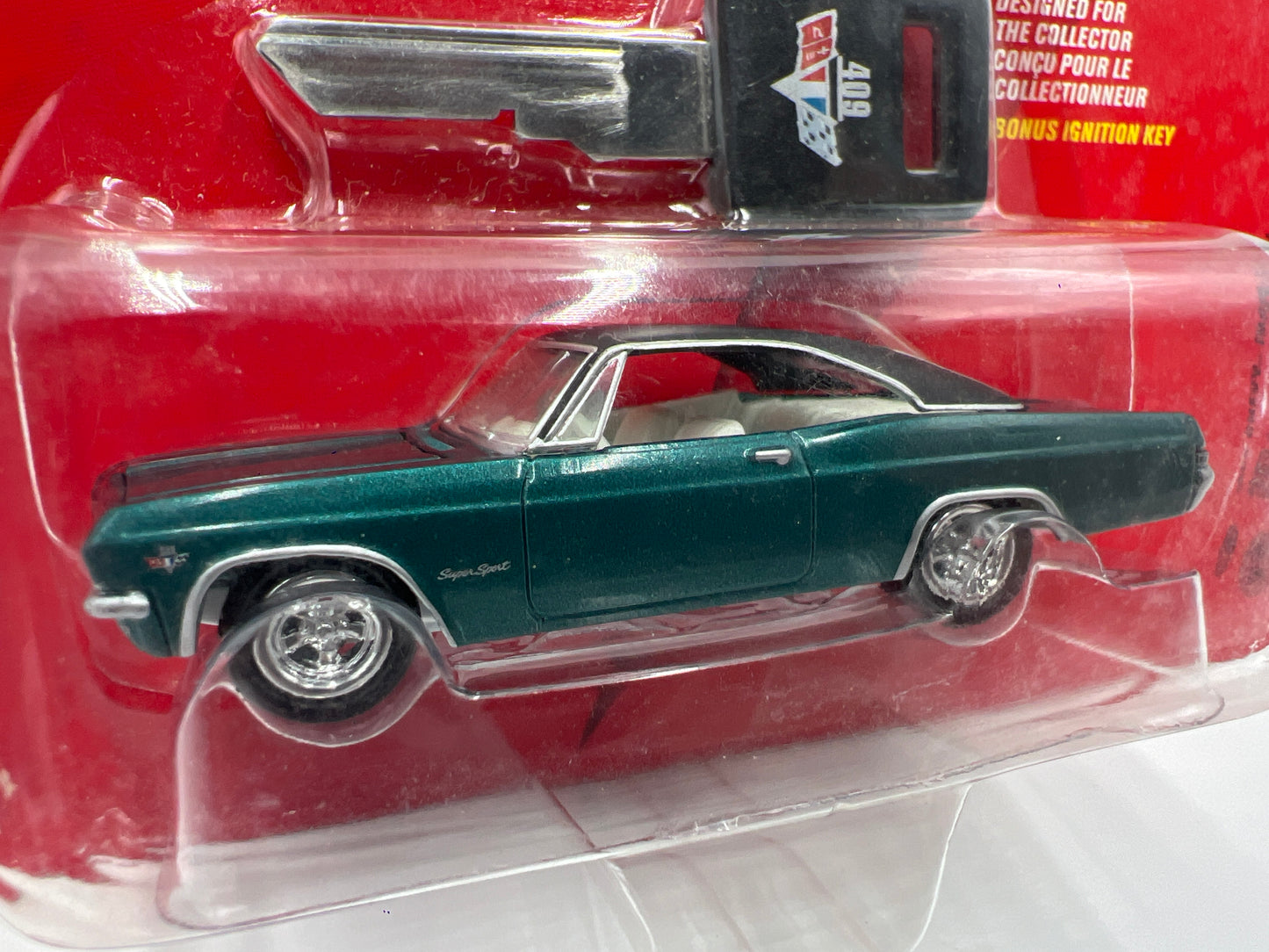 Johnny Lightning White Lightning Chase Chevy Thunder #29 1965 Chevy Impala Blue