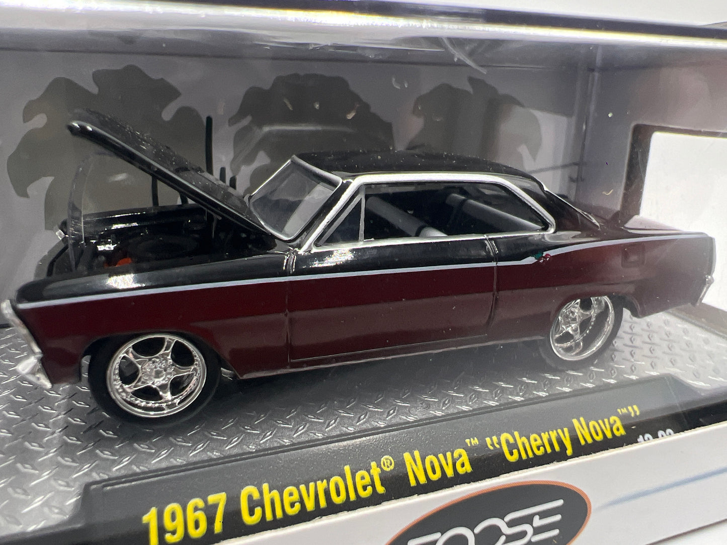 M2 Machines Foose Cherry Nova 1967 Chevrolet Nova Black/Red 13-03