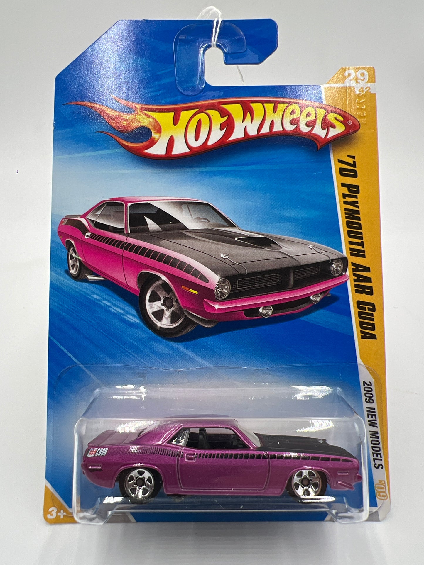 2009 Hot Wheels New Models #29 70 Plymouth AAR Cuda Magenta 47G