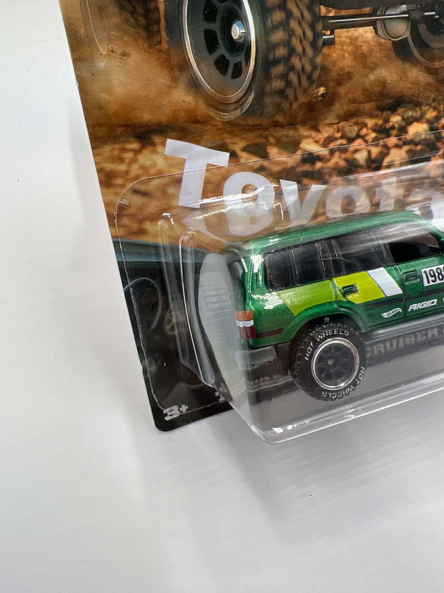 2025 Hot Wheels Silver Series Toyota Set #4 Toyota Land Cruiser 80 Green cracked blister 163D