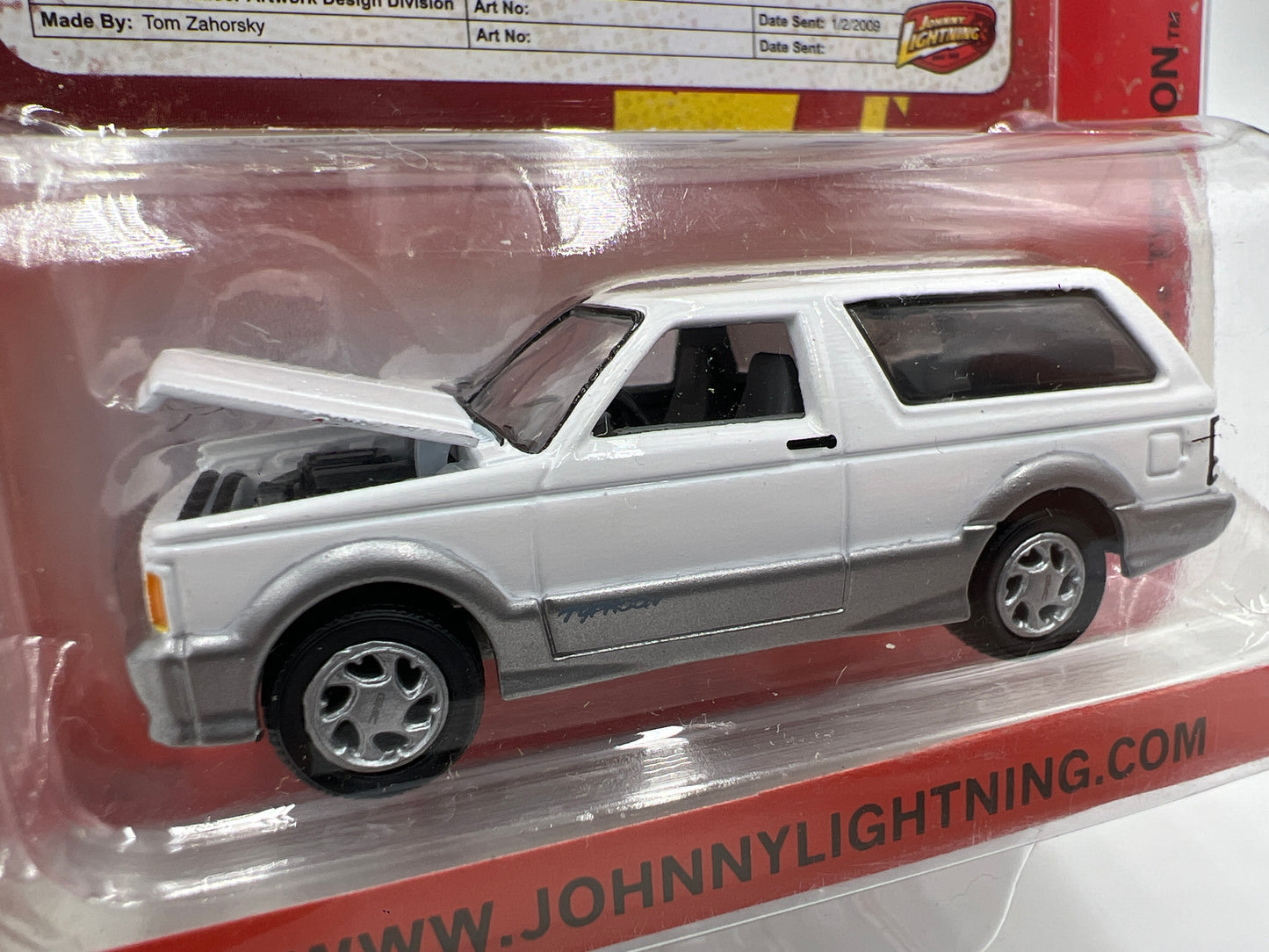 Johnny Lightning Muscle Cars Release #20 1992 GMC Typhoon White VHTF
