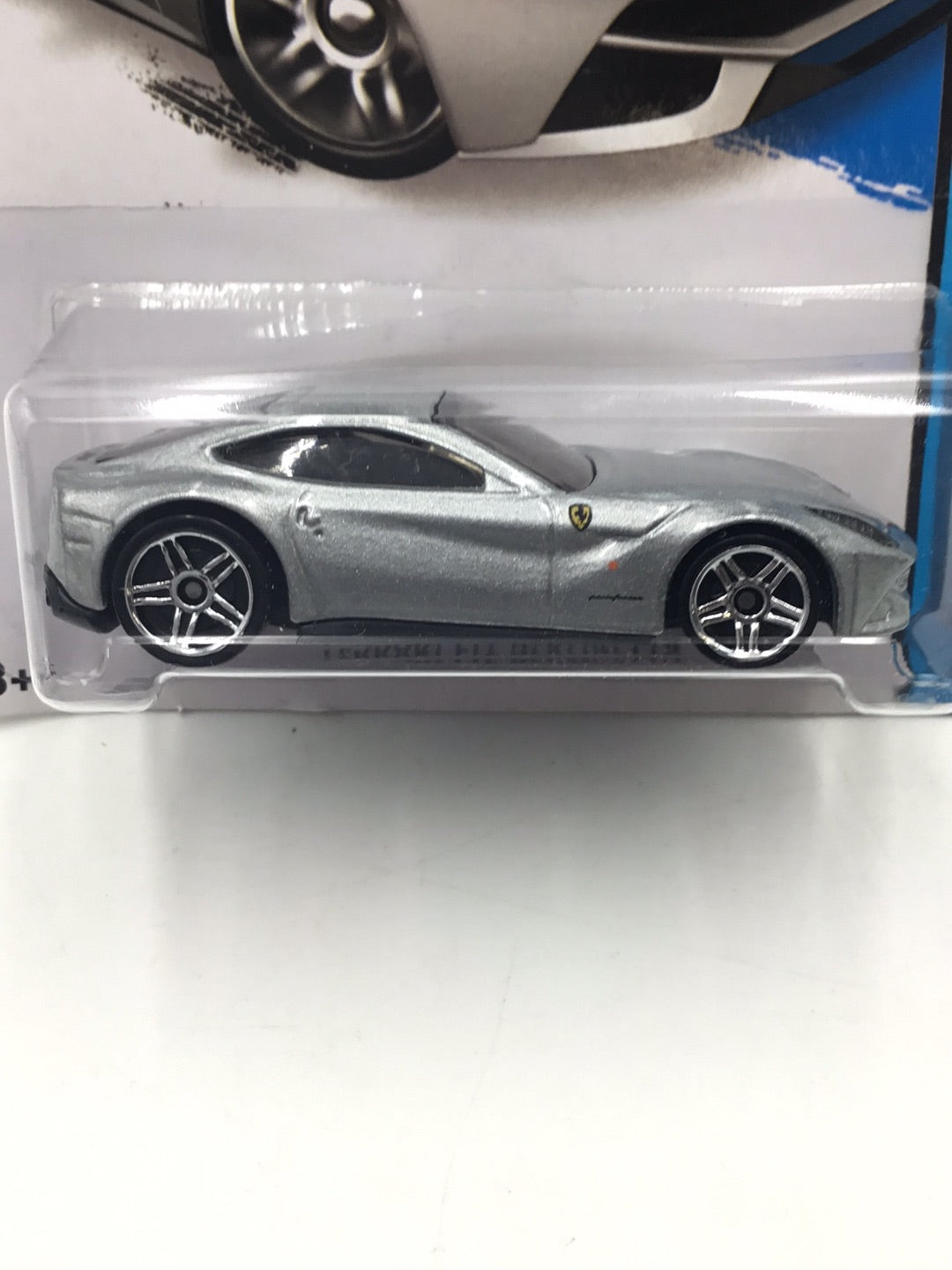 2014 hot wheels #31 Ferrari F12 Berlinetta SS4