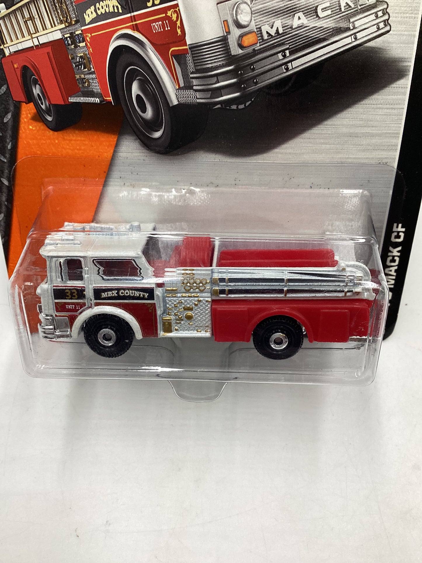 2014 Matchbox MBX Heroic Rescue 75 Mack CF #55 208D