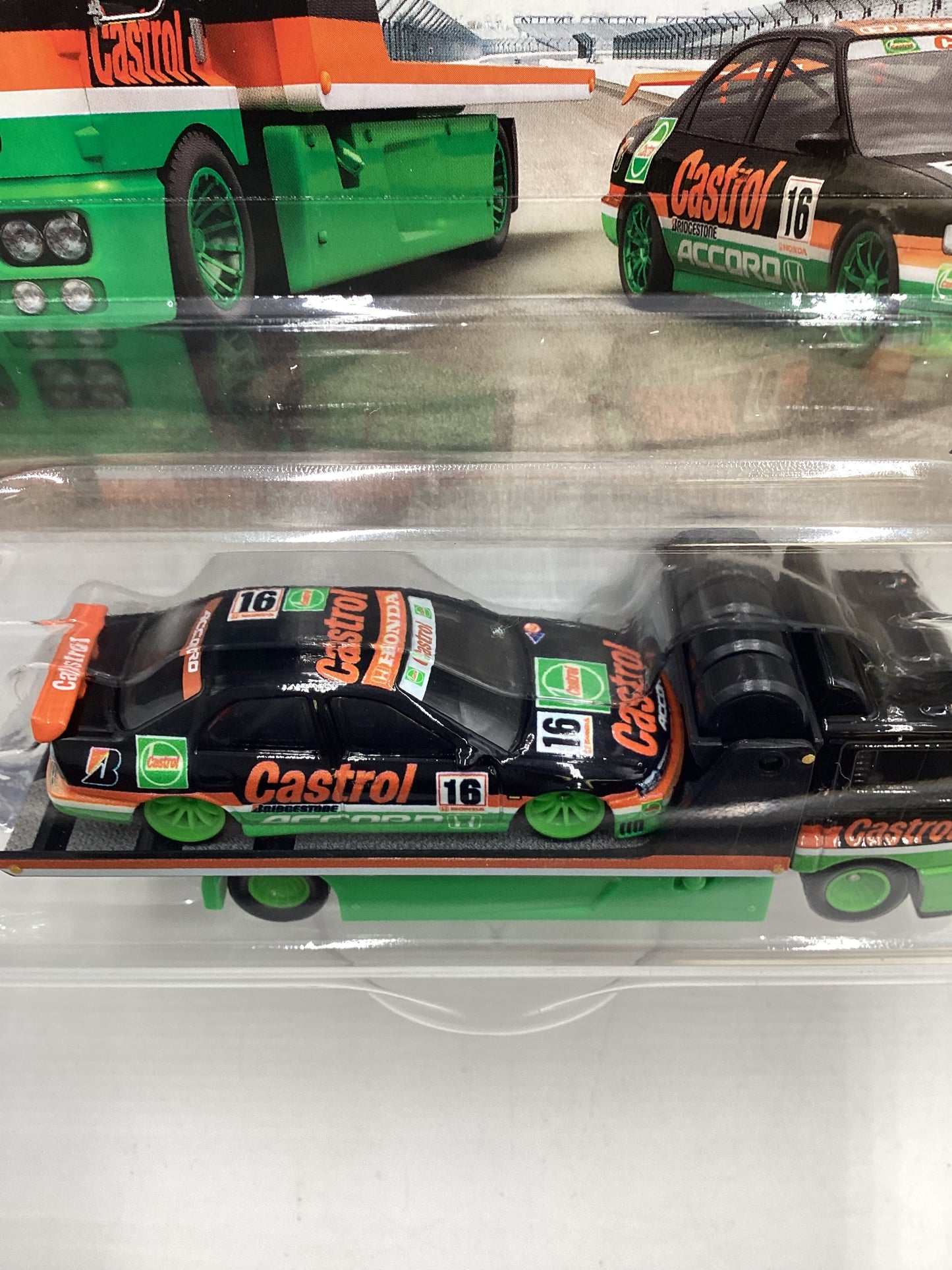 Hot wheels 2024 Team transport #65 ‘96 Honda Accord / Fleet Street Castrol 278F