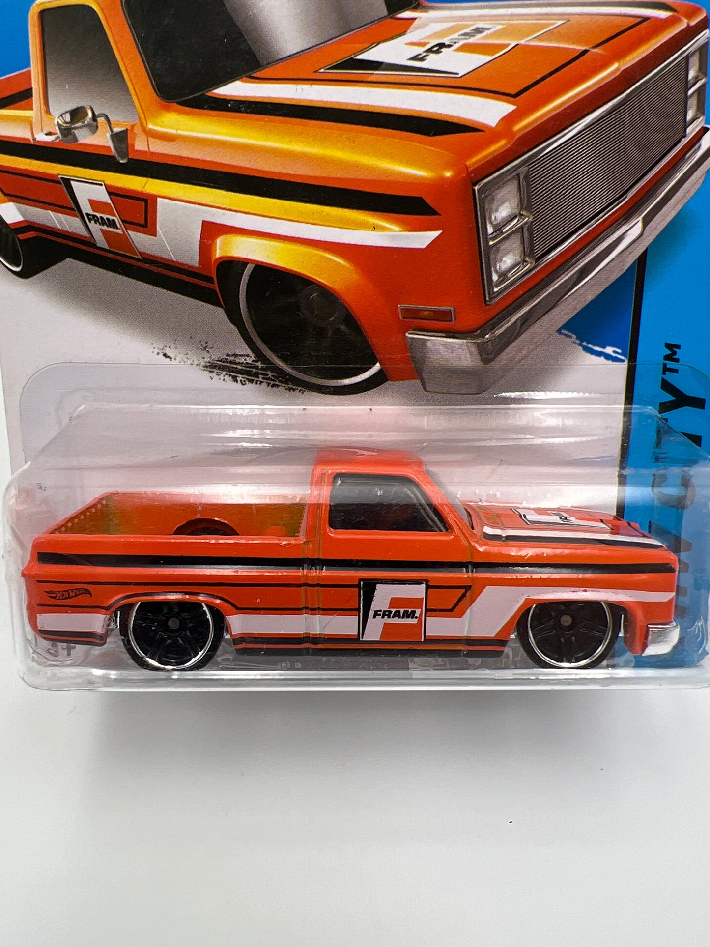 2015 Hot Wheels City #16 83 Chevy Silverado Fram Orange W/Protector