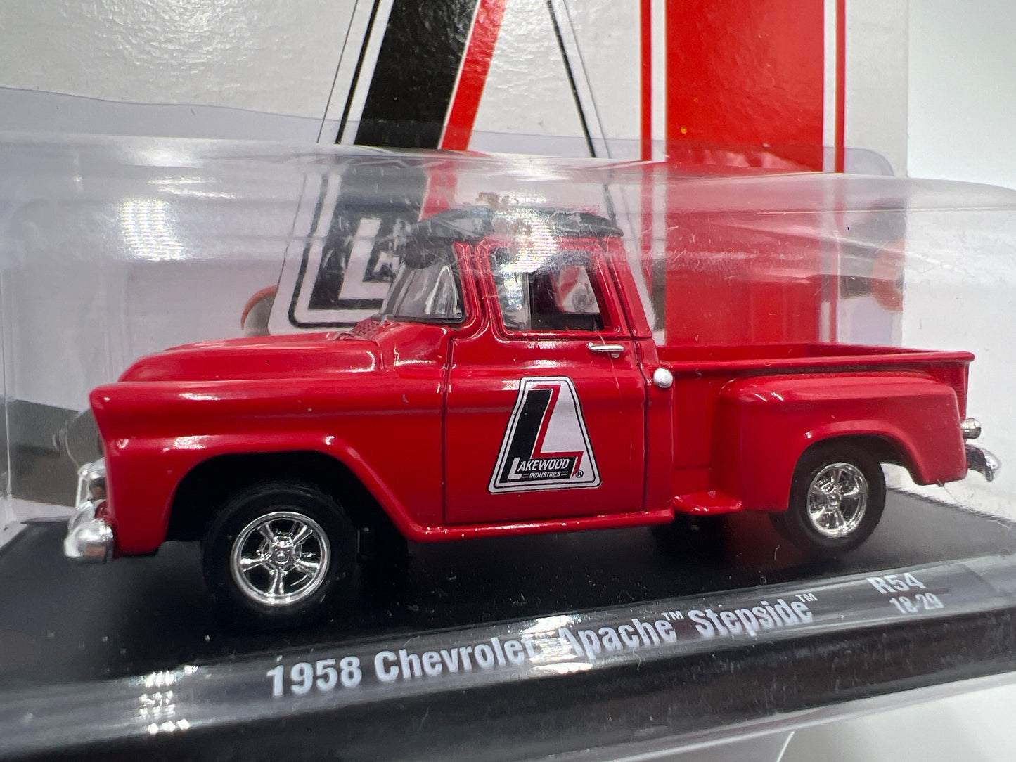 M2 Machines Auto-Drivers 1958 Chevrolet Apache Stepside Red Lakewood Industries R54 192G