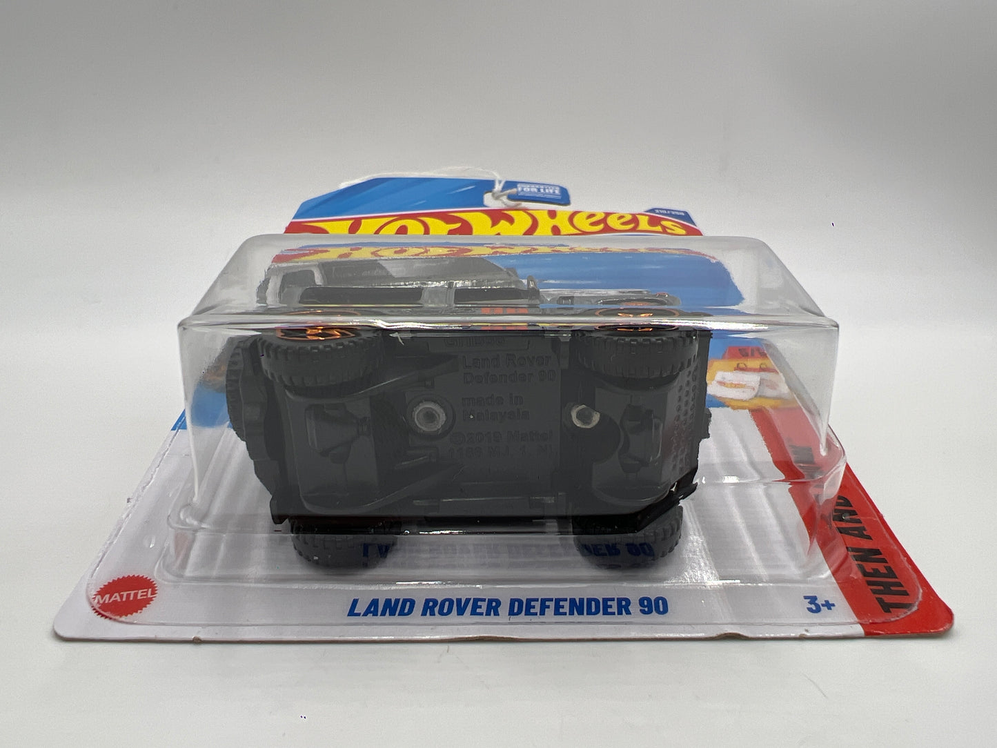 2025 Hot Wheels Walmart Exclusive Zamac 9 #210 Land Rover Defender 90 144E