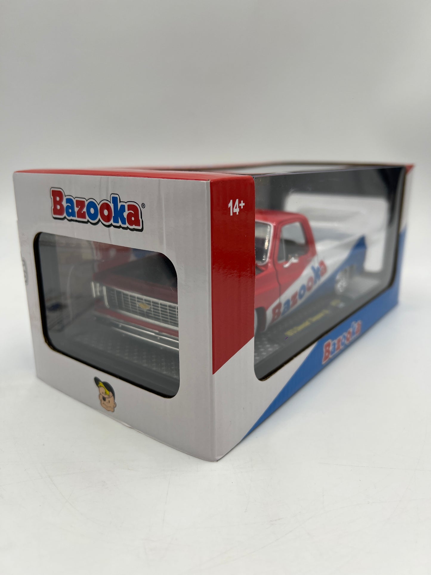 M2 Machines 1/24 Bazooka 1973 Chevrolet Cheyenne 10 Red/White/Blue R119