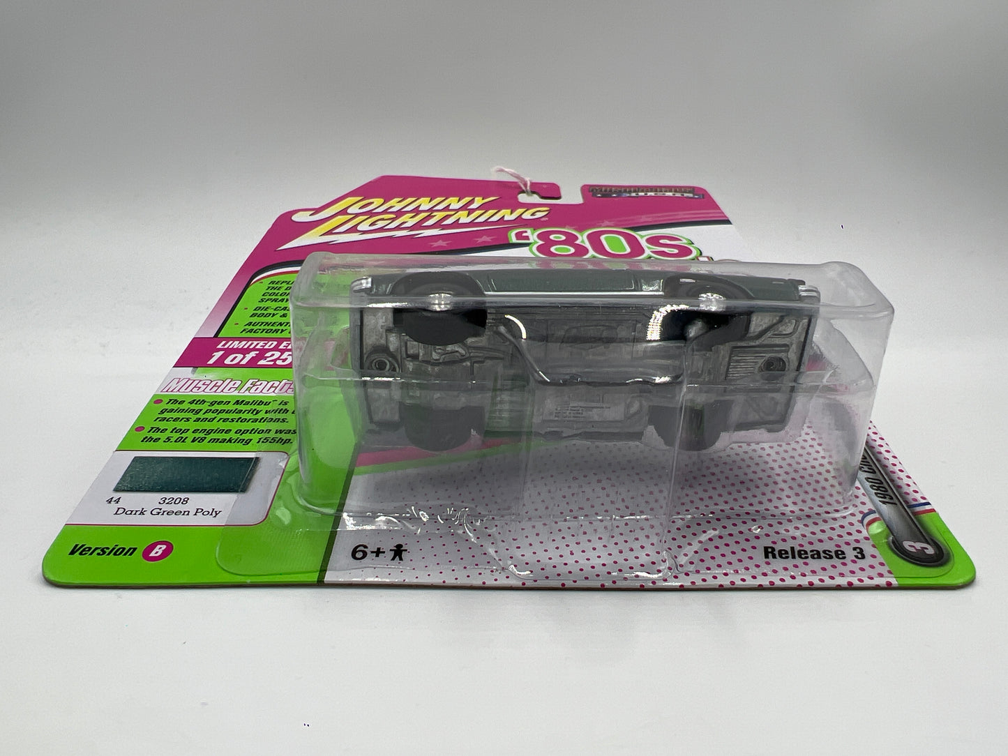 Johnny Lightning 80s Muscle Release 3 Version B 1/2500 1980 Chevy Malibu Green #1