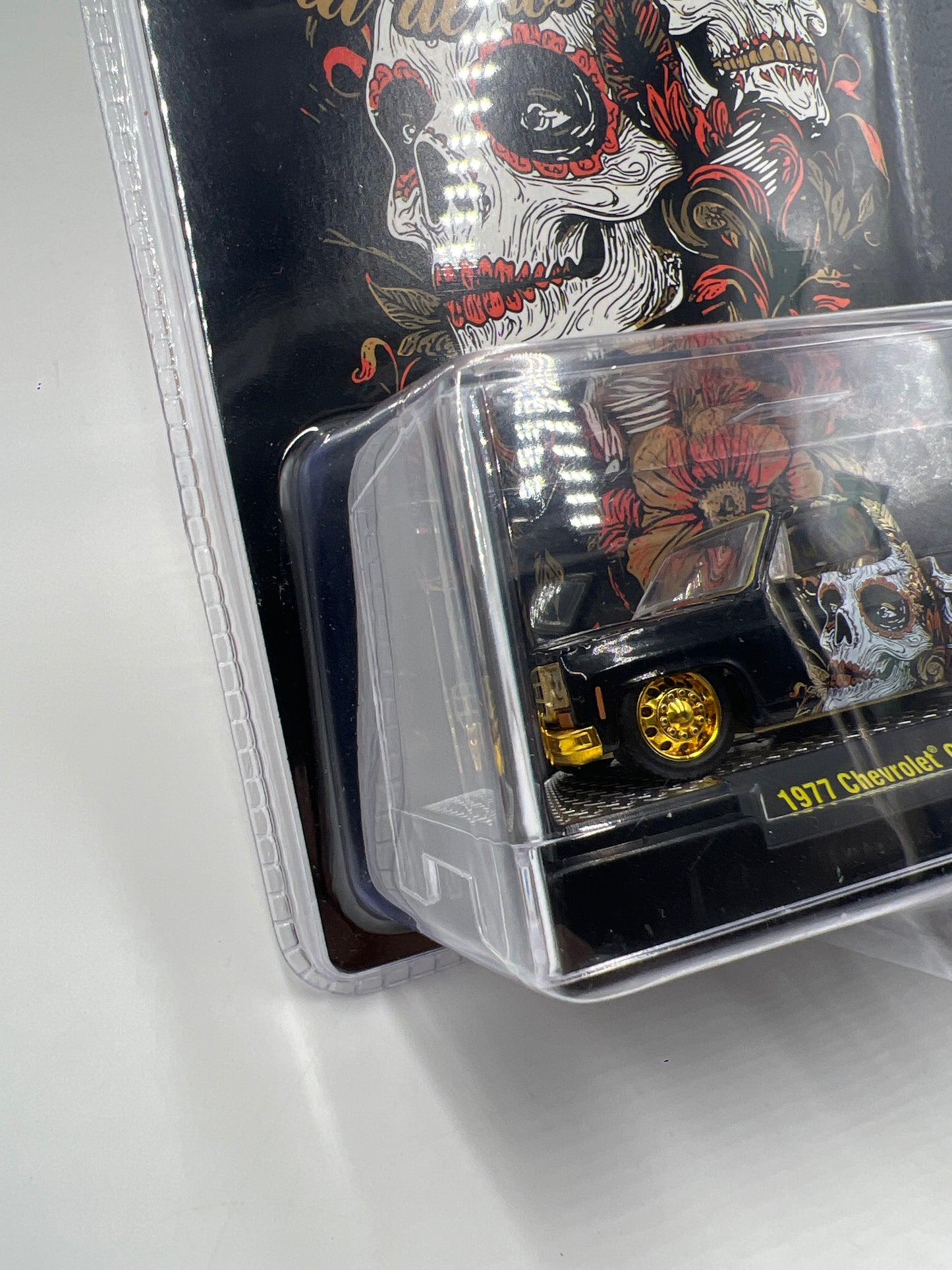 2025 M2 Machines Mijo Exclusives CHASE Dia De Los Muertos 1977 Chevrolet Cheyenne Super 30 MJS90