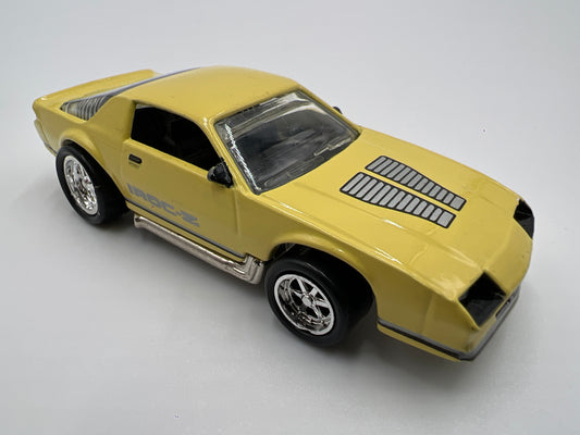 Hot Wheels 1/64 Blackwall 30th Anniversary Set Exclusive 86 Camaro IROC-Z Yellow Loose