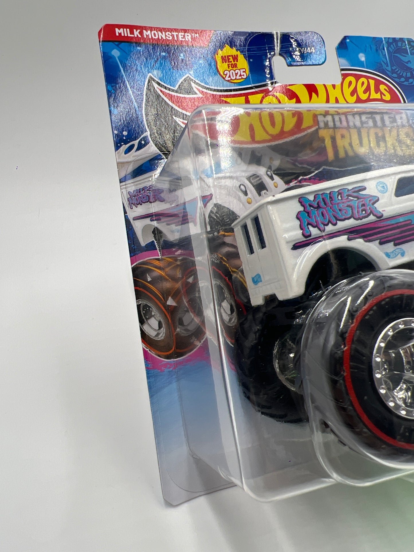 2025 Hot Wheels Monster Trucks Treasure Hunt Milk Monster 127C
