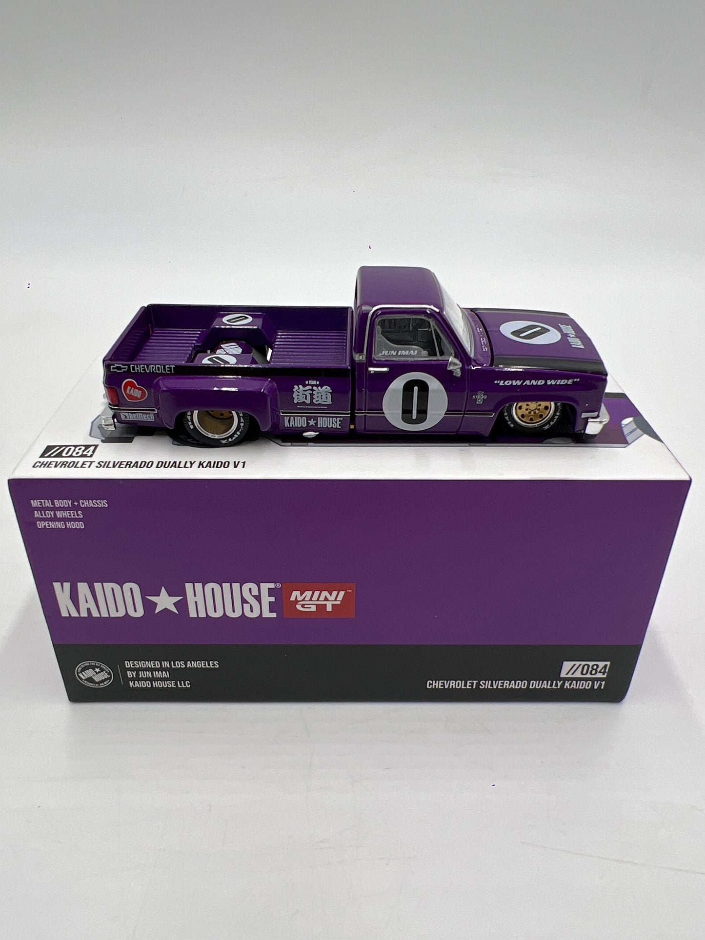 Mini GT x Kaido House #84 Chevrolet Silverado Dually Kaido V1 Purple