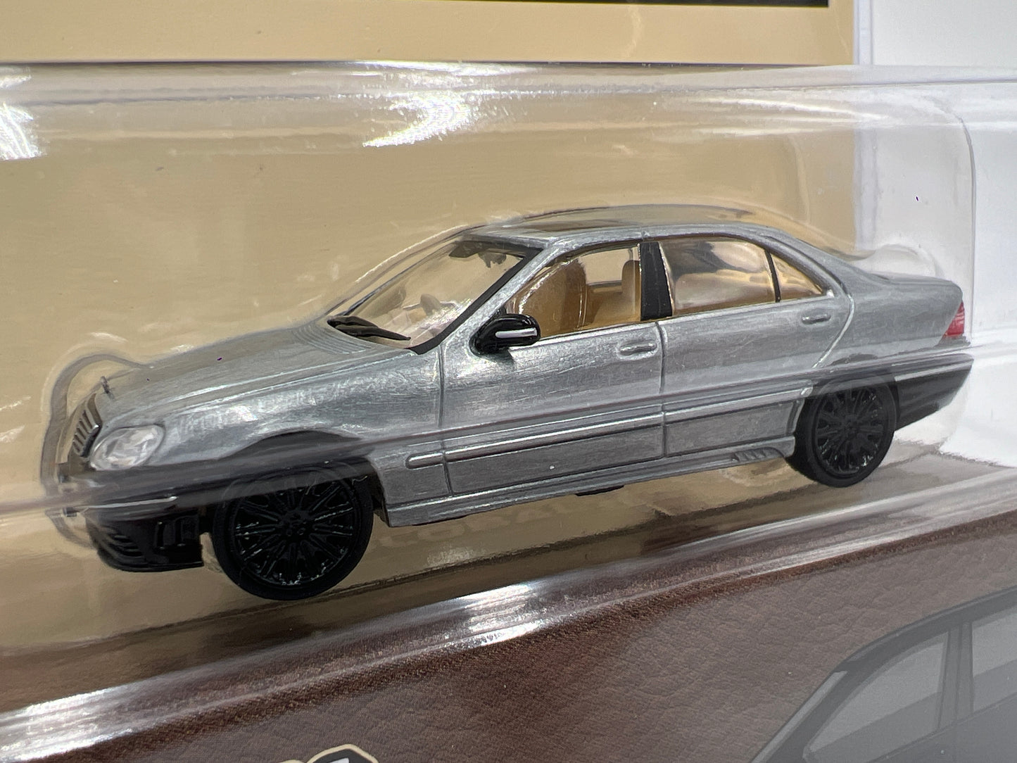 Tarmac Works Mijo Exclusives CHASE Mercedes-Benz S-Class Wald