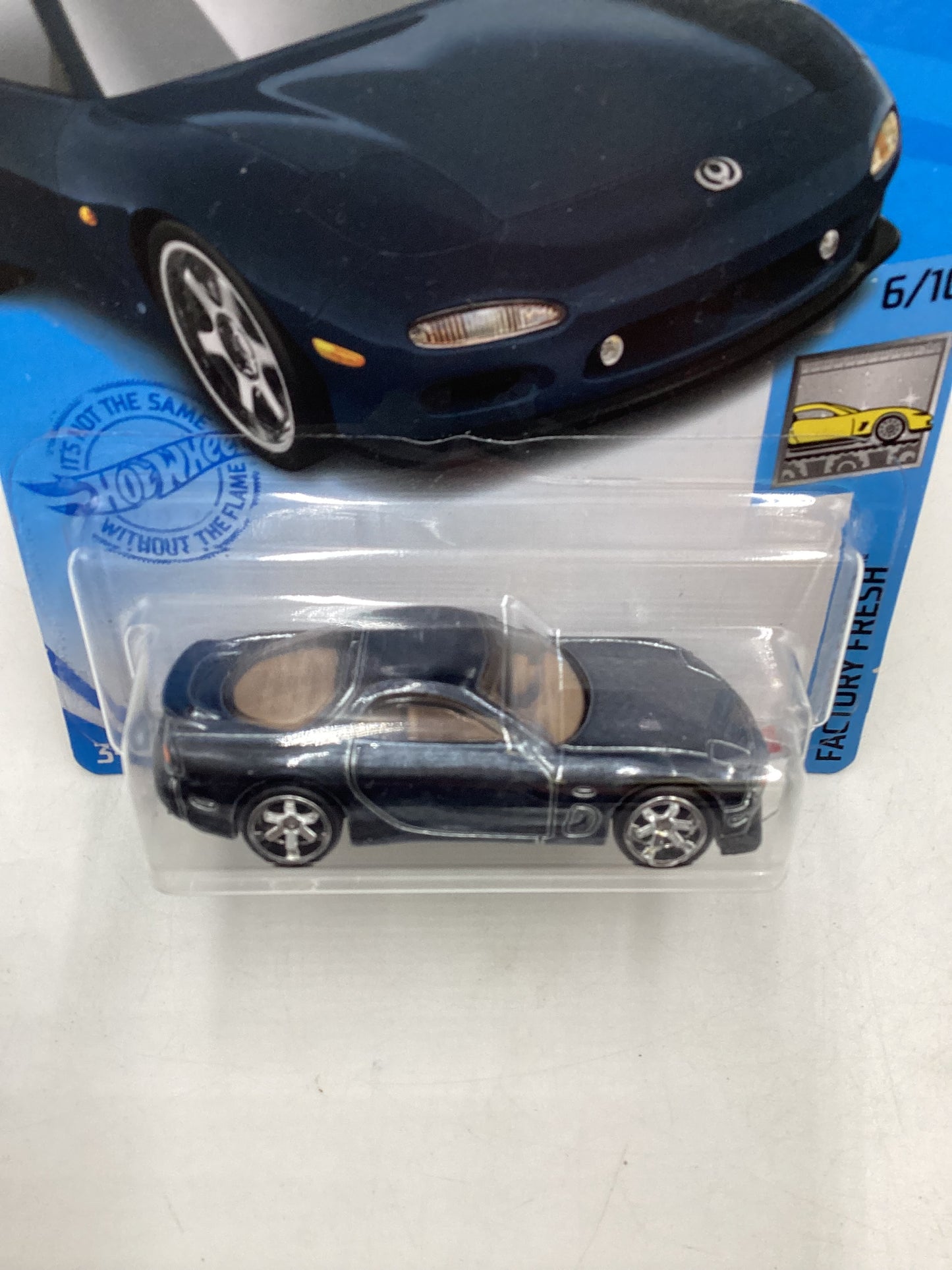 2021 Hot Wheels Super treasure hunt STH #88 95 Mazda RX-7 W/Protector