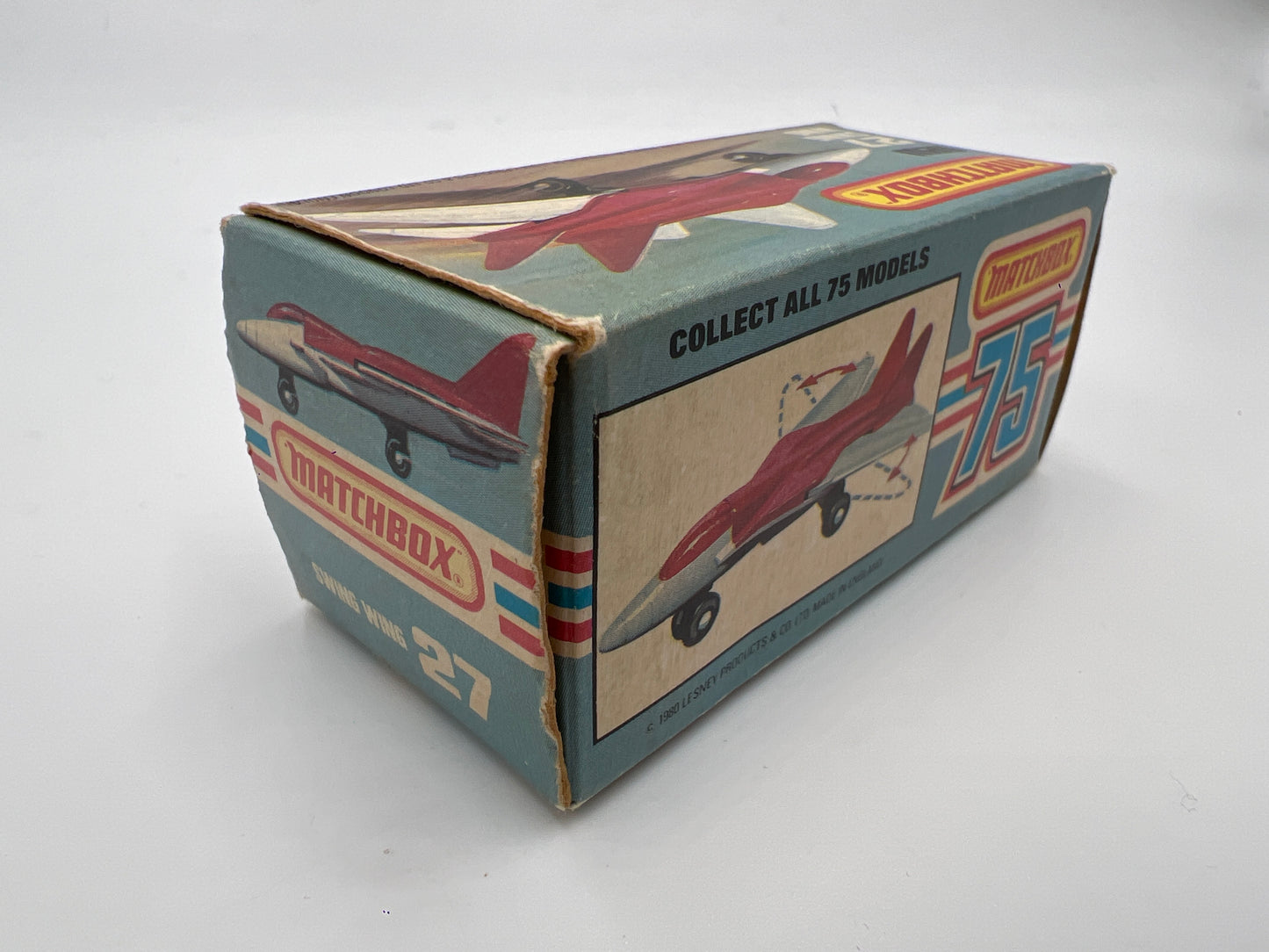 Matchbox 75 #27 Swing Wing W/Box Red/White