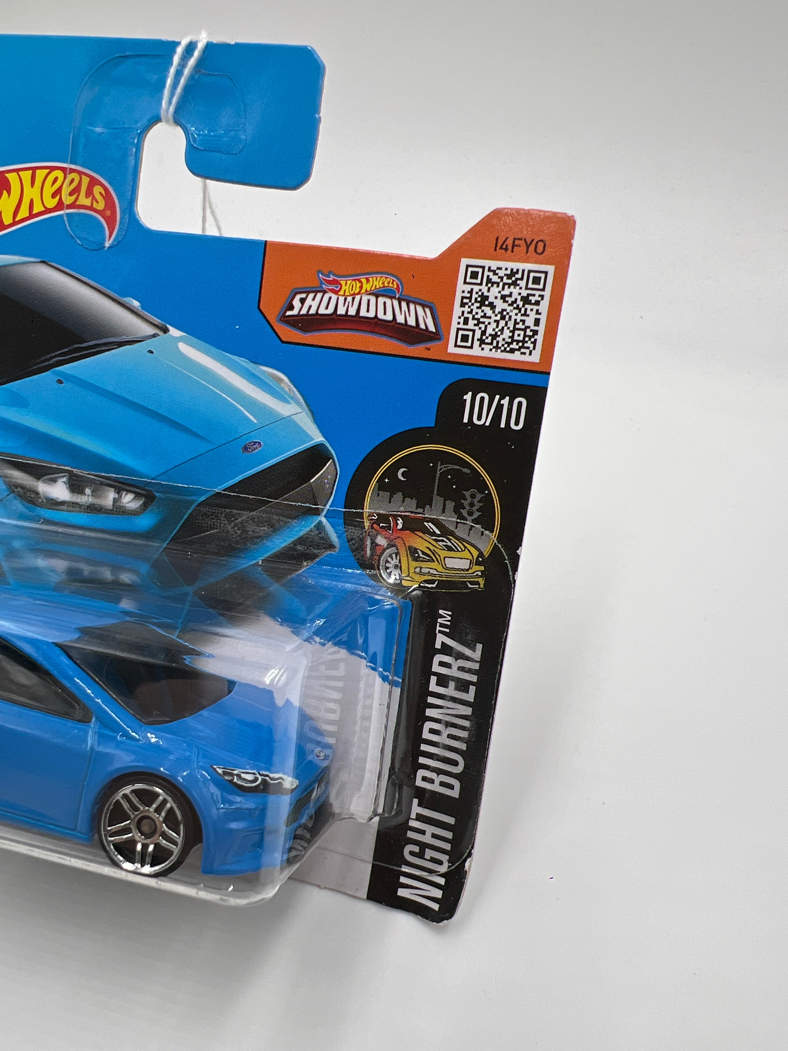 2016 Hot Wheels Night Burnerz #90 16 Ford Focus RS Blue Short Card