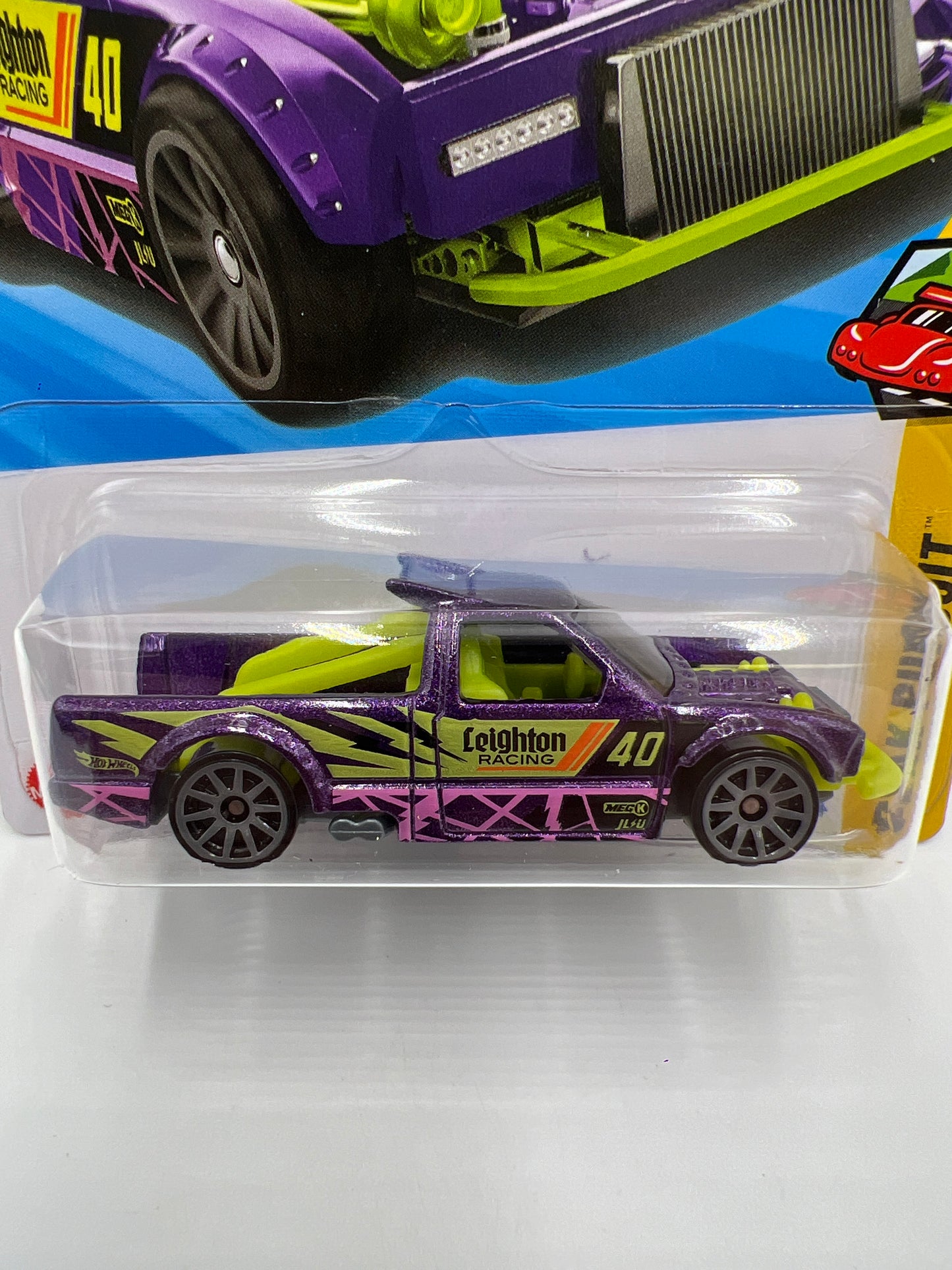 2025 Hot Wheels N Case Peak Pursuit #236 Limited Grip Purple UU4