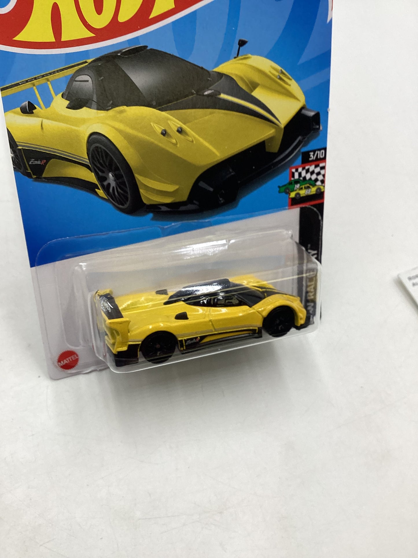 2024 Hot Wheels #99 Pagani Zonda R Yellow 104E