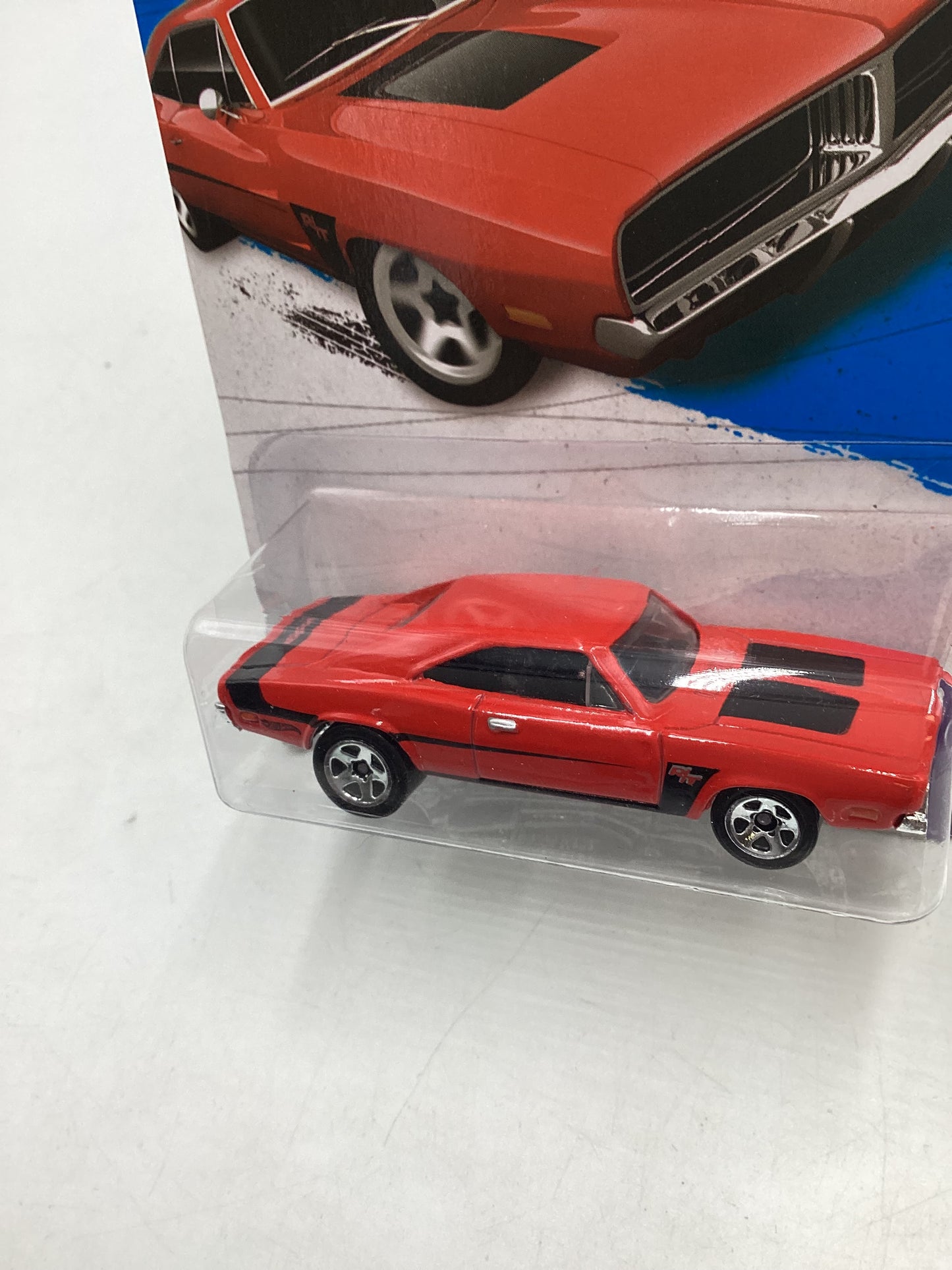 2013 Hot Wheels #223 69 Dodge Charger Red 39D