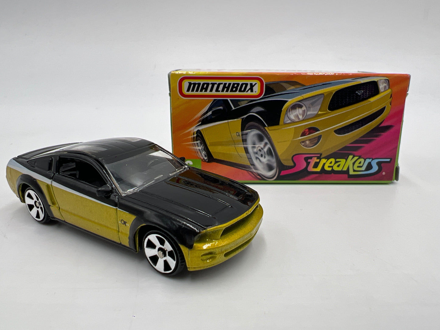 Matchbox 1/64 Streakers #6 Ford Mustang GT Concept Loose