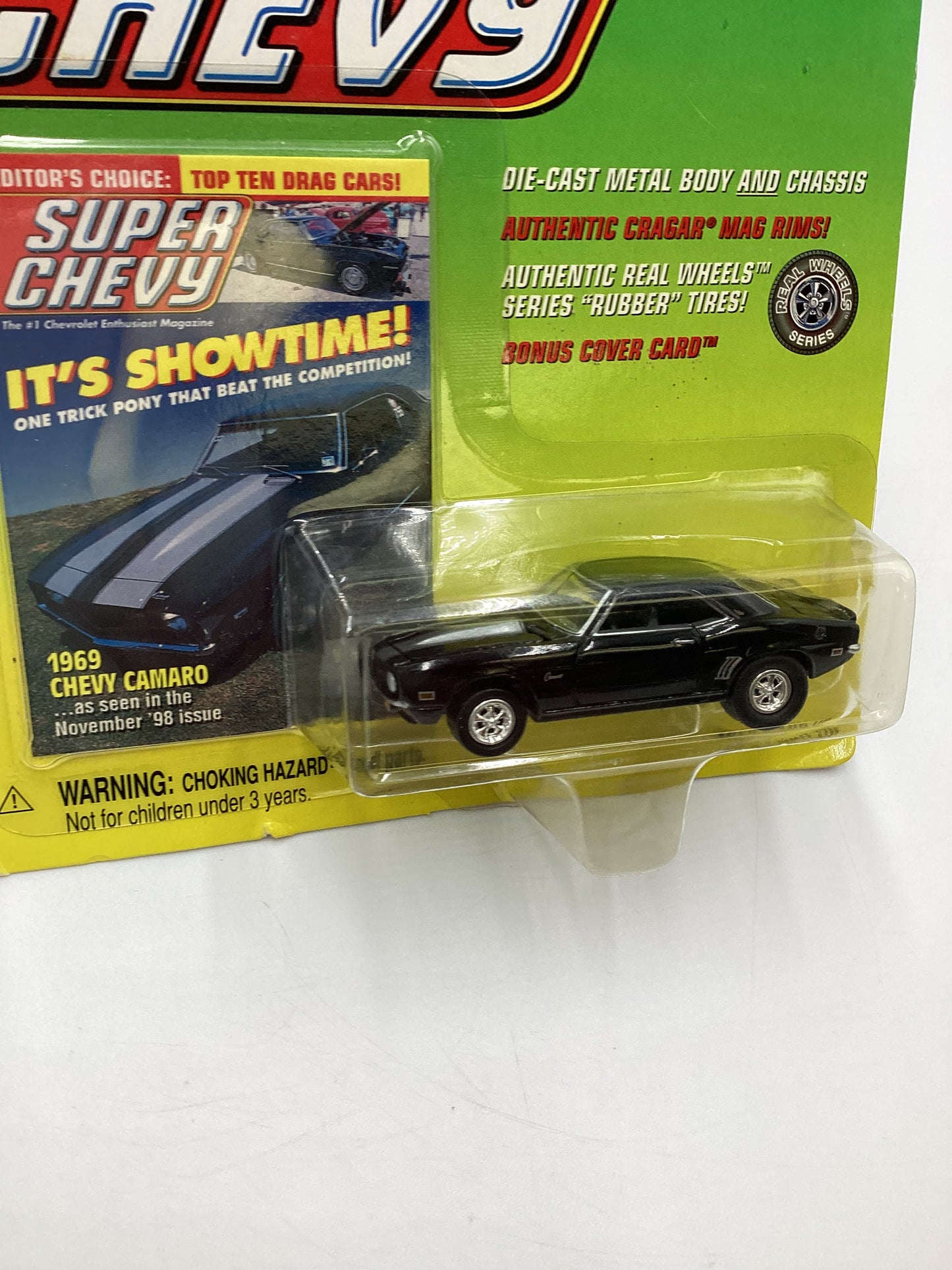 Johnny Lightning Super Chevy 1969 Chevy Camaro Black 218C