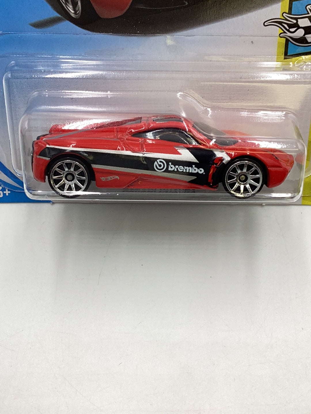 2019 Hot wheels #148 Pagani Huayra red #103B