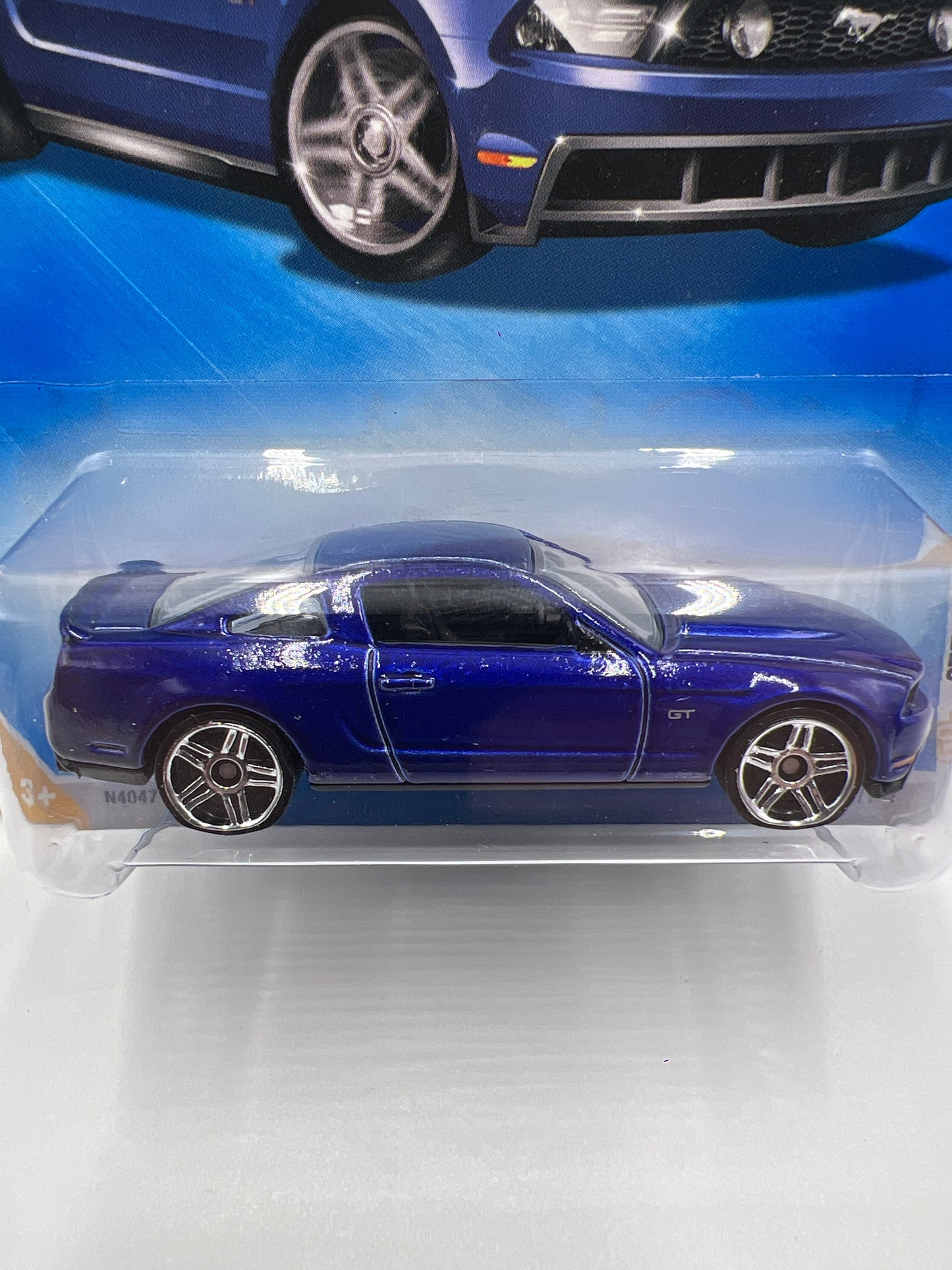 2009 Hot Wheels New Models #41 2010 Ford Mustang GT Blue 24C