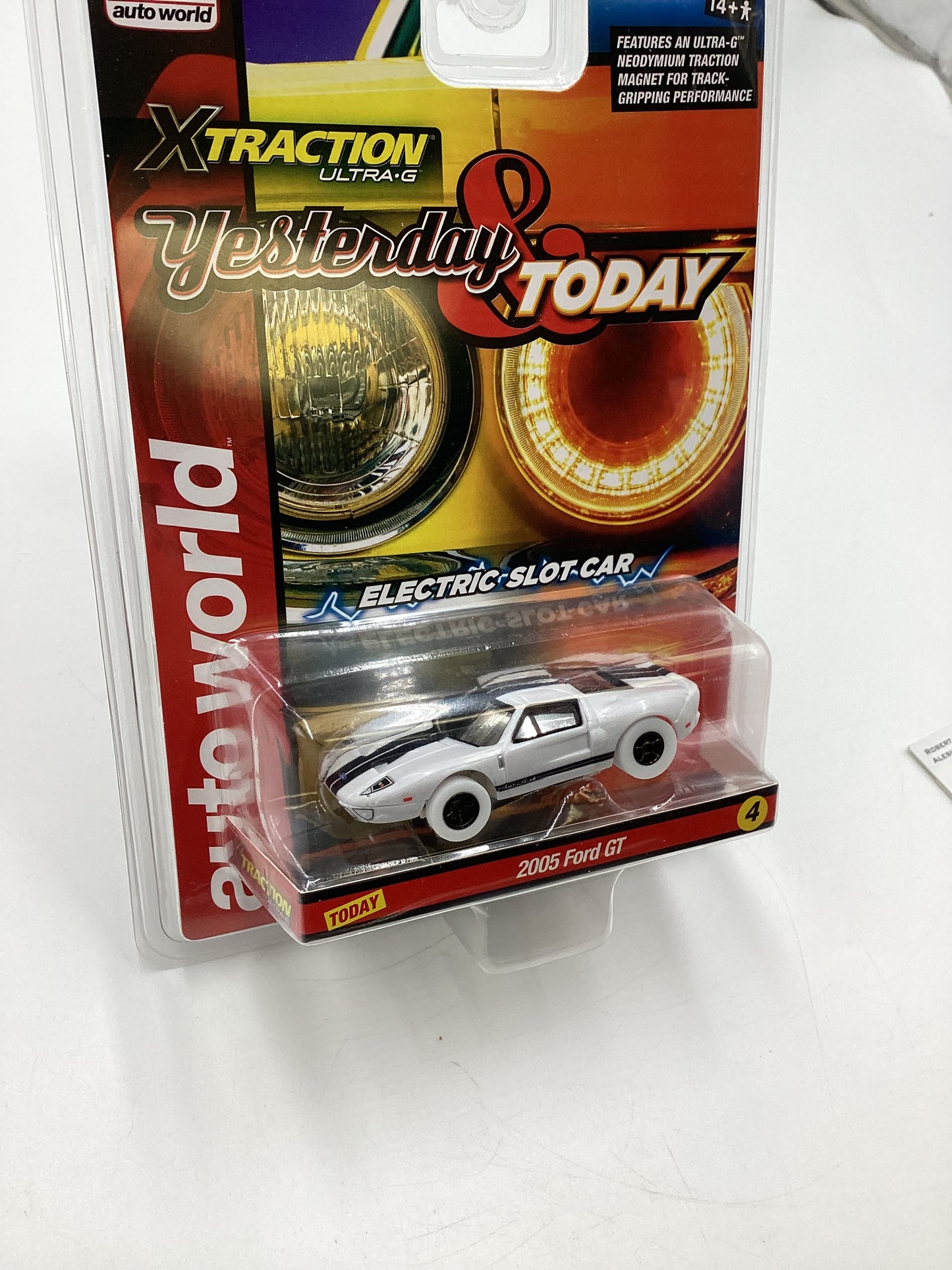 Auto world Xtraction Ultra G Yesterday & Today 2005 Ford GT Chase White Version A #4