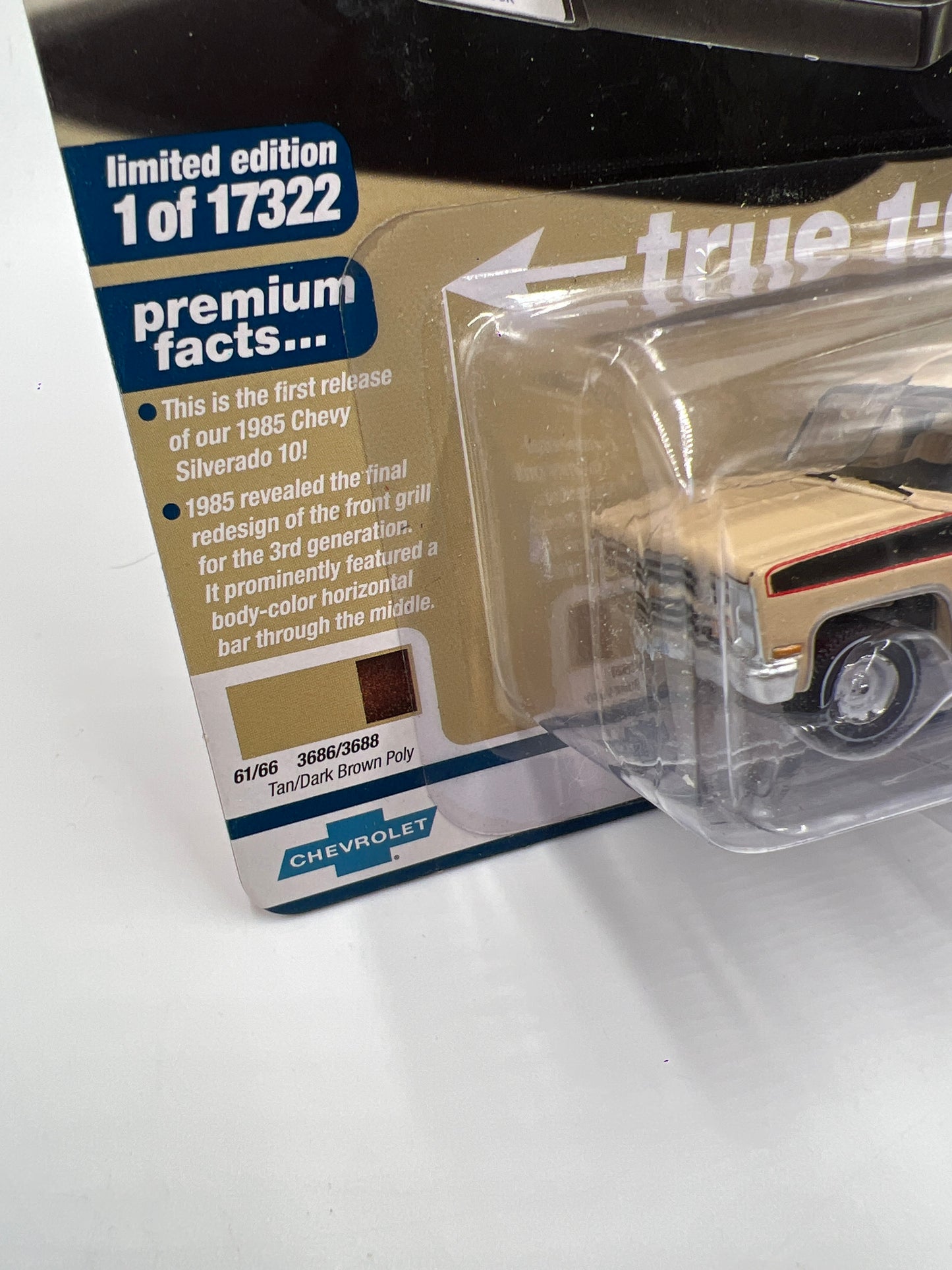 Auto World Muscle Trucks Release 5 Version B 1985 Chevy Silverado 10 Fleetside Tan 183B