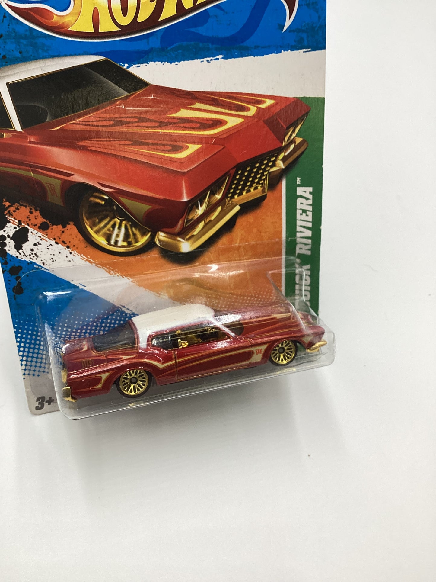 2011 Hot wheels Treasure hunt 11/15 #61 1971 Buick Riviera Red