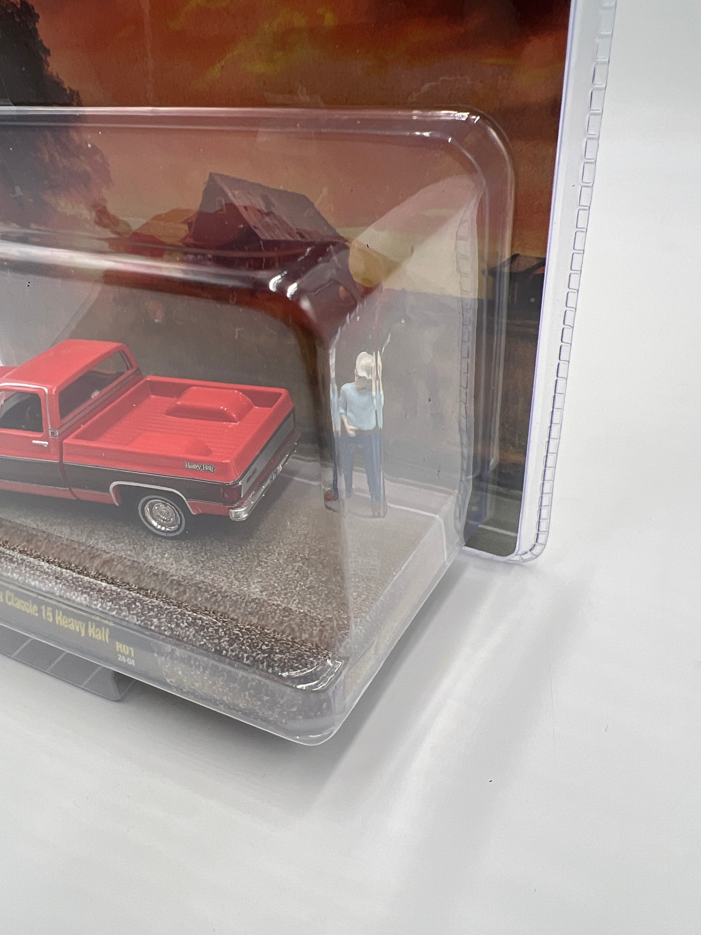 2024 M2 Machines Diorama 1979 GMC Sierra Classic 15 Heavy Half R01 198E